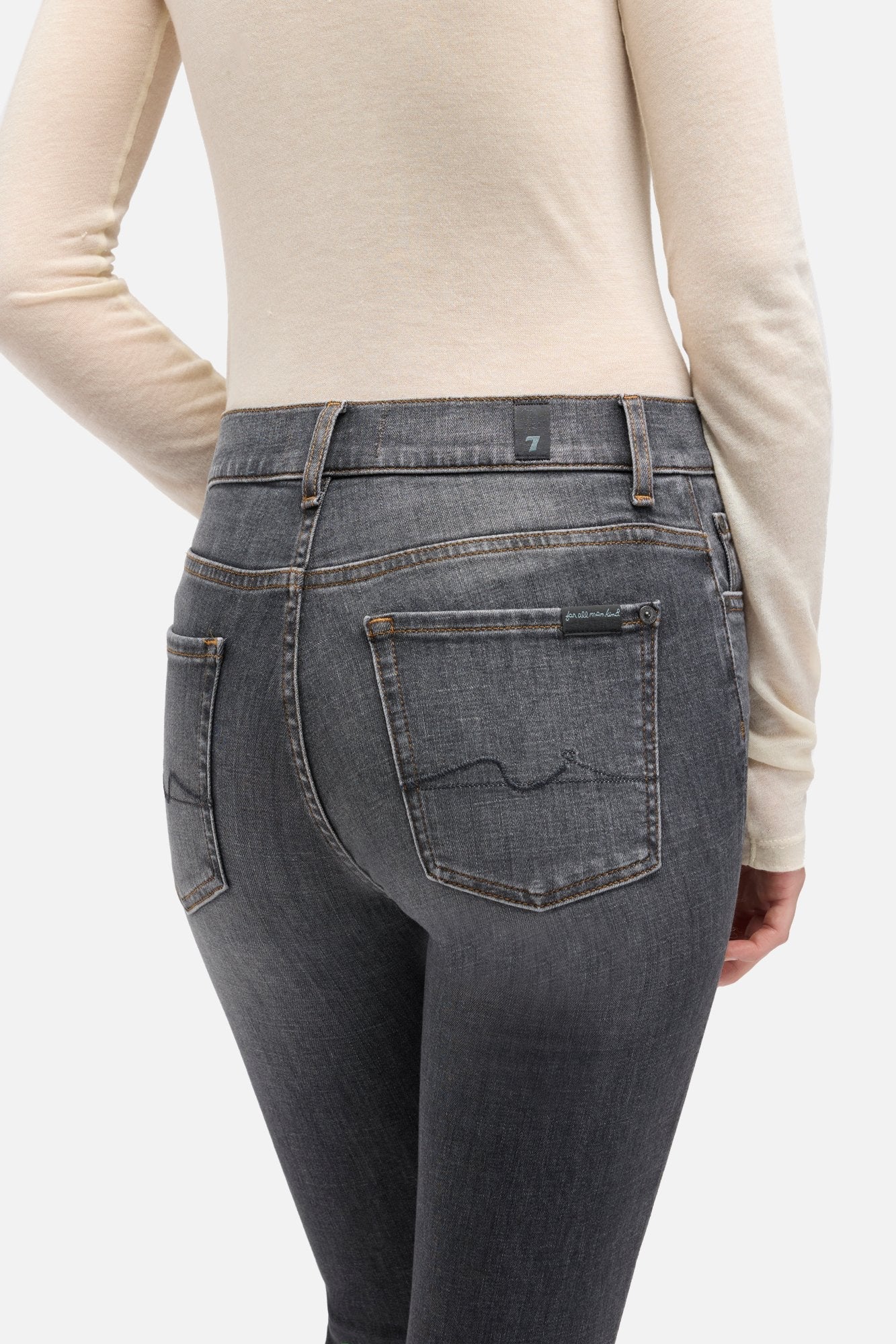 7-for-all-mankind-tailorless-bootcut-jeans-slim-illusion-rocker image 4