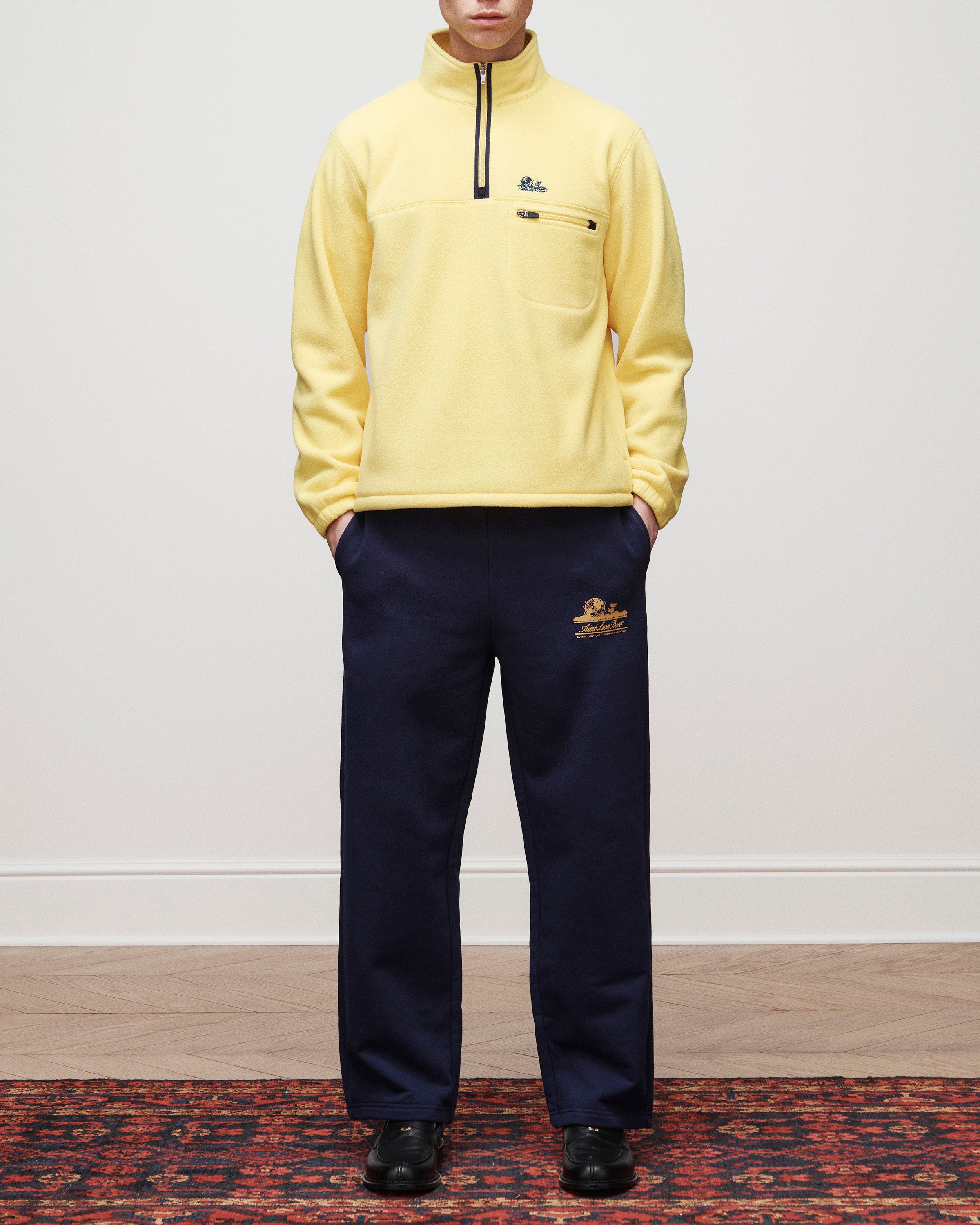 aim-leon-dore-unisphere-sweatpants-navy-jogginghose-baumwolle image 3