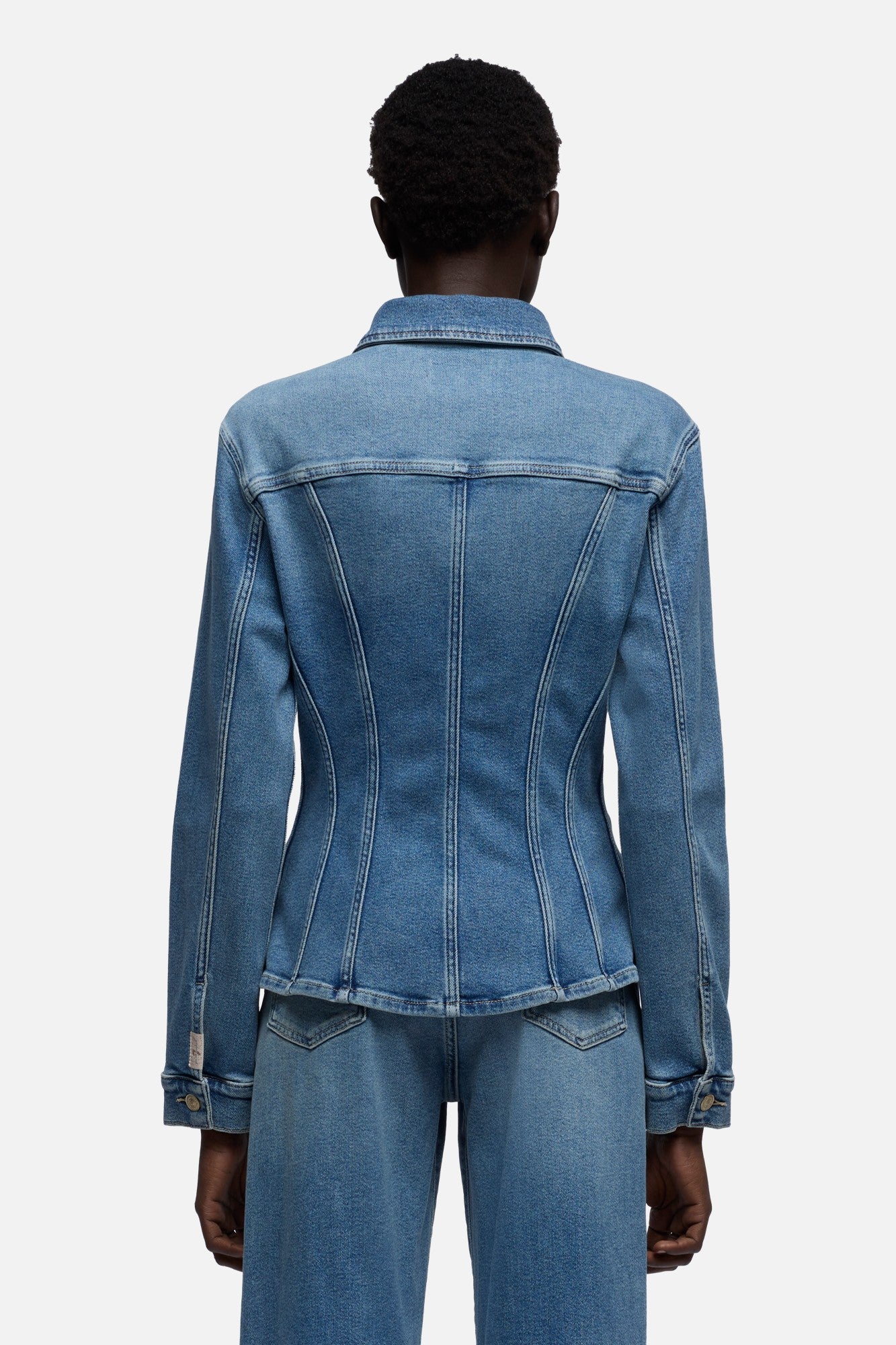 7-for-all-mankind-slim-trucker-jacket-luxe-vintage-aquashade-damen image 5