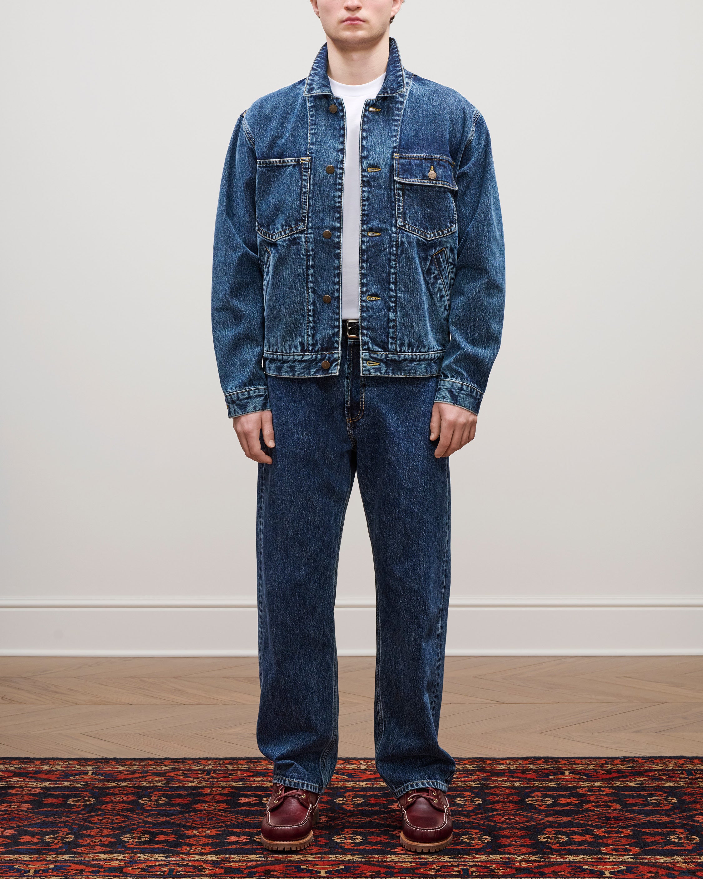 aim-leon-dore-denim-trucker-jacket-blau-italienischer-denim image 3