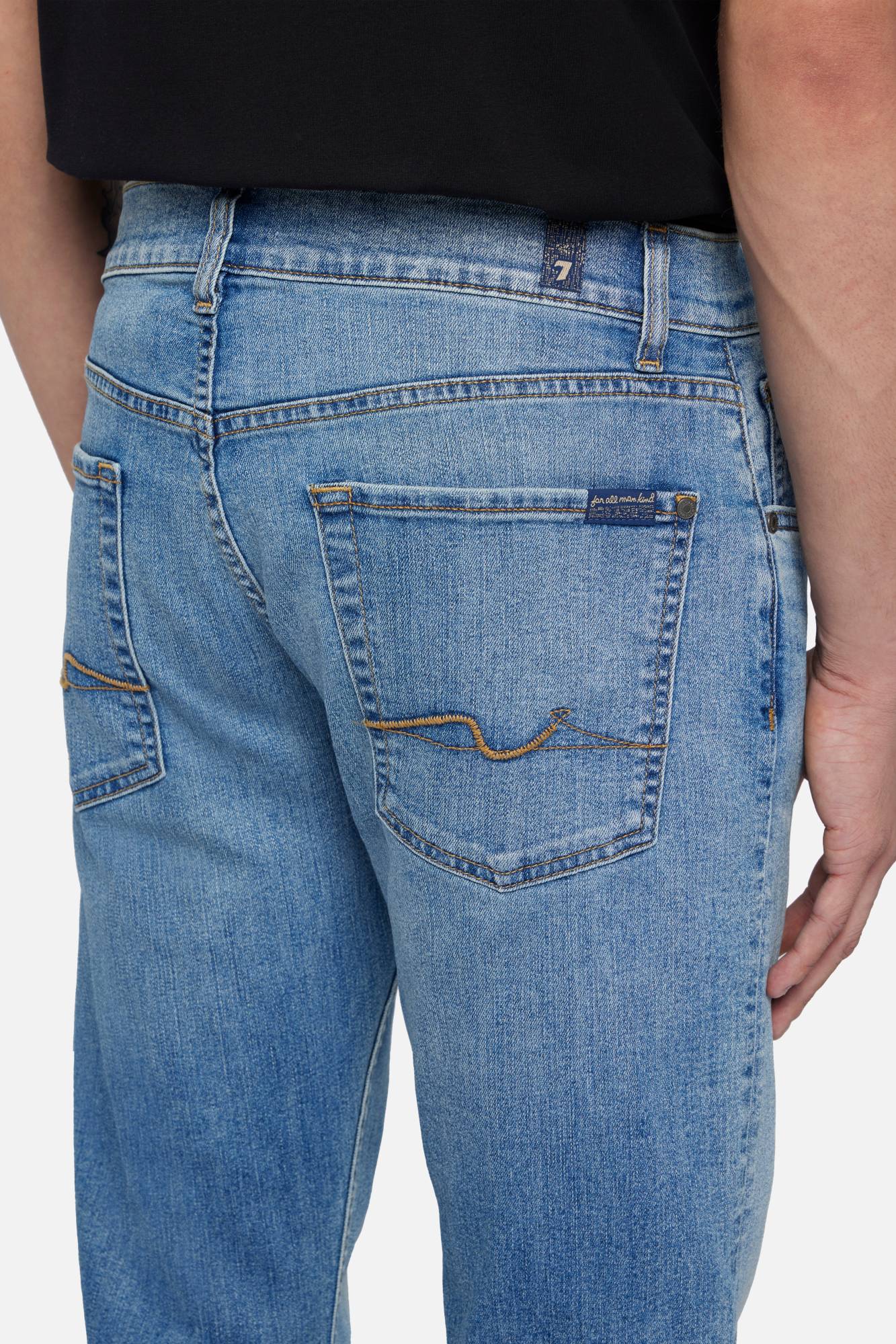 7-for-all-mankind-airweft-the-straight-herren-jeans-in-portofino image 7