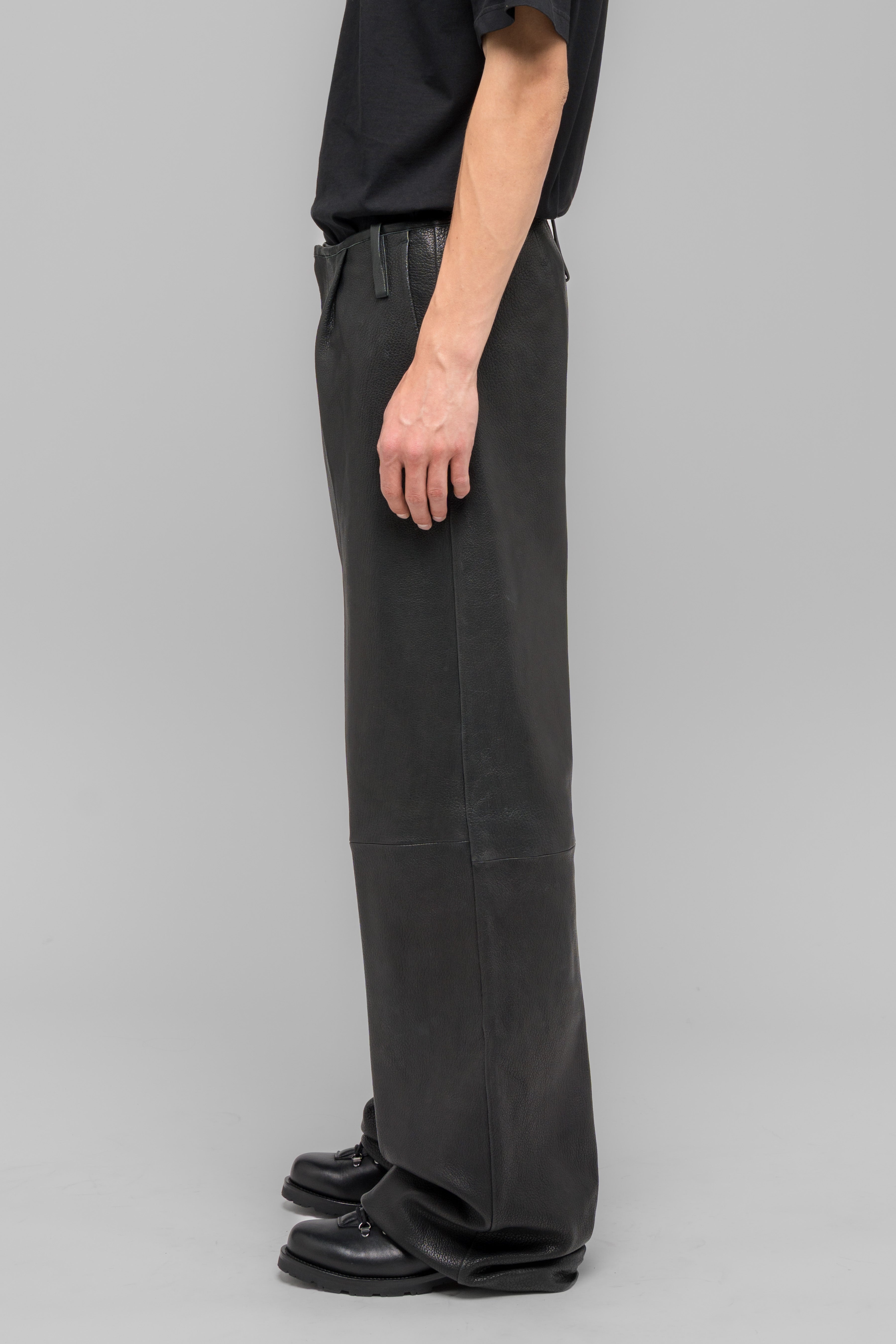032c-leather-wide-leg-trousers-lederhose-weit image 4