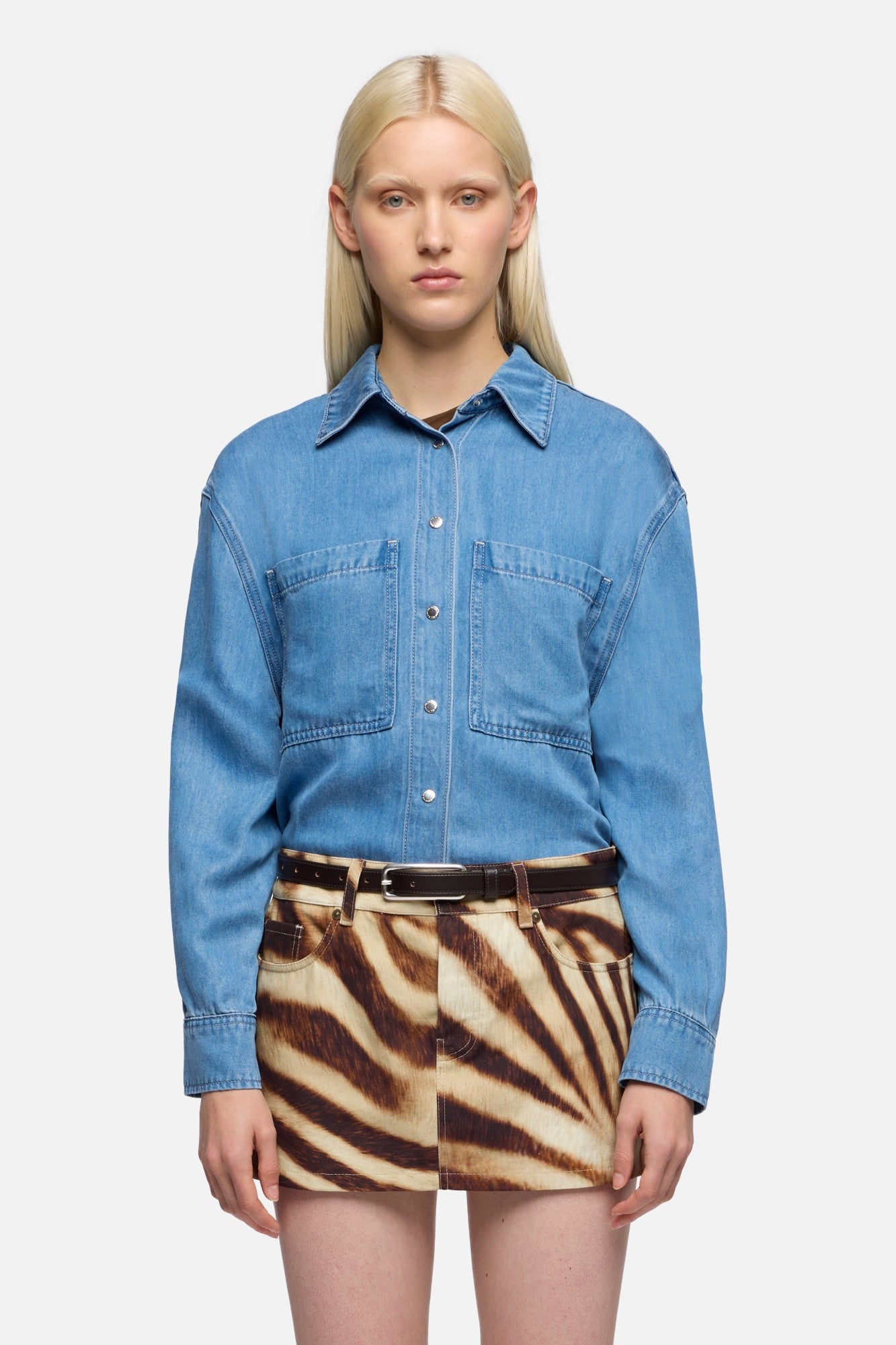 7-for-all-mankind-military-hemd-damen-in-denim-celestial-aus-lyocell image 3
