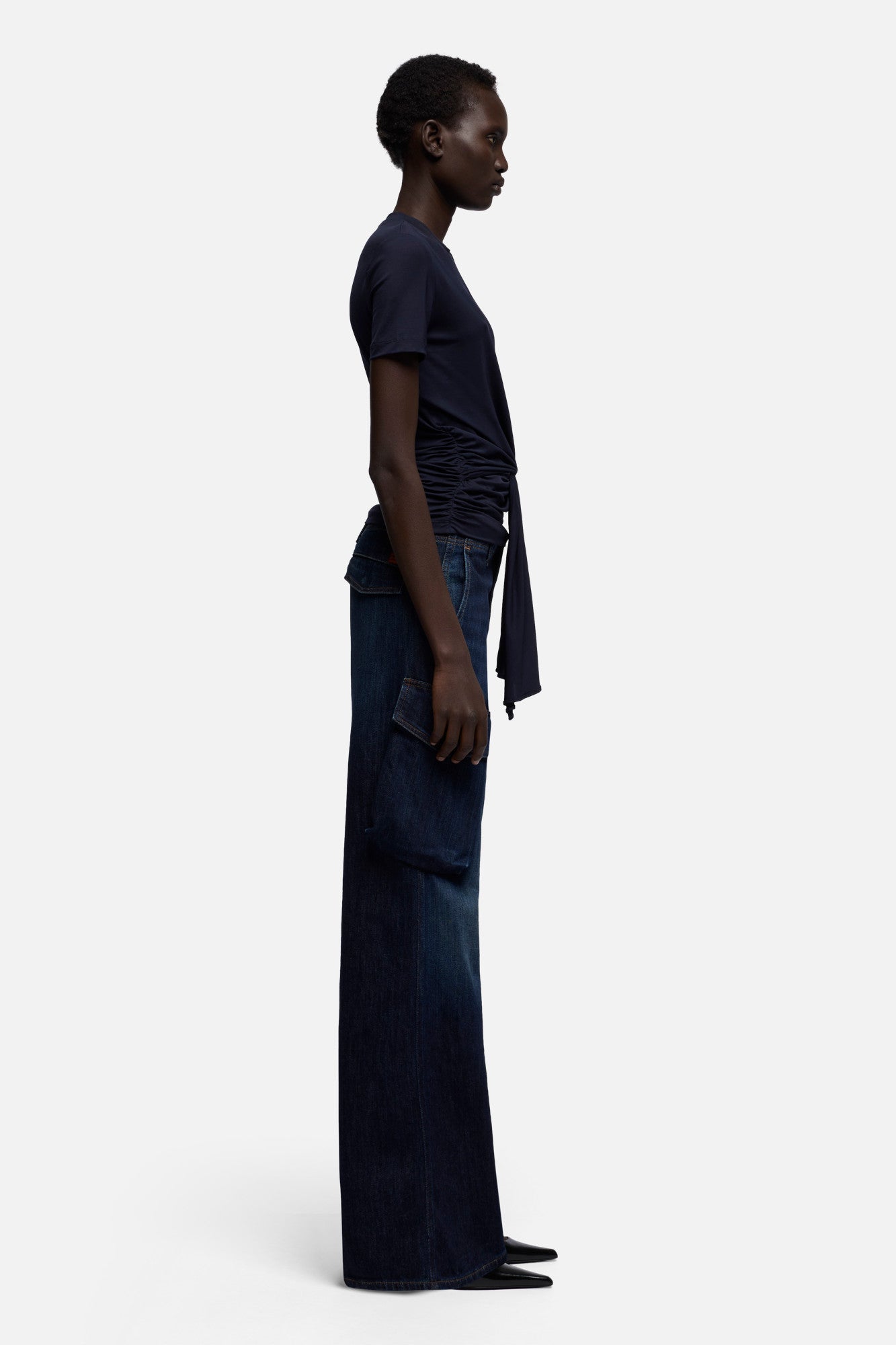 7-for-all-mankind-fitted-twist-tee-lyocell-navy-t-shirt image 6