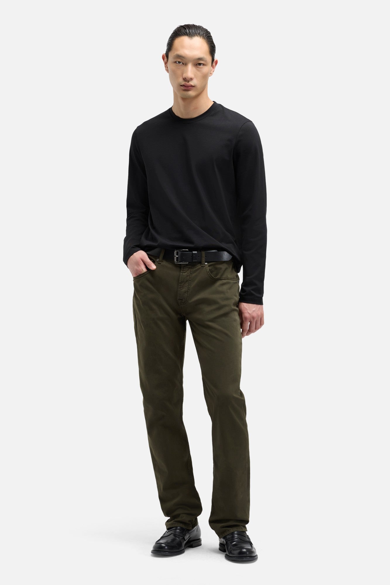 7-for-all-mankind-luxe-performance-long-sleeve-tee-in-black image 2