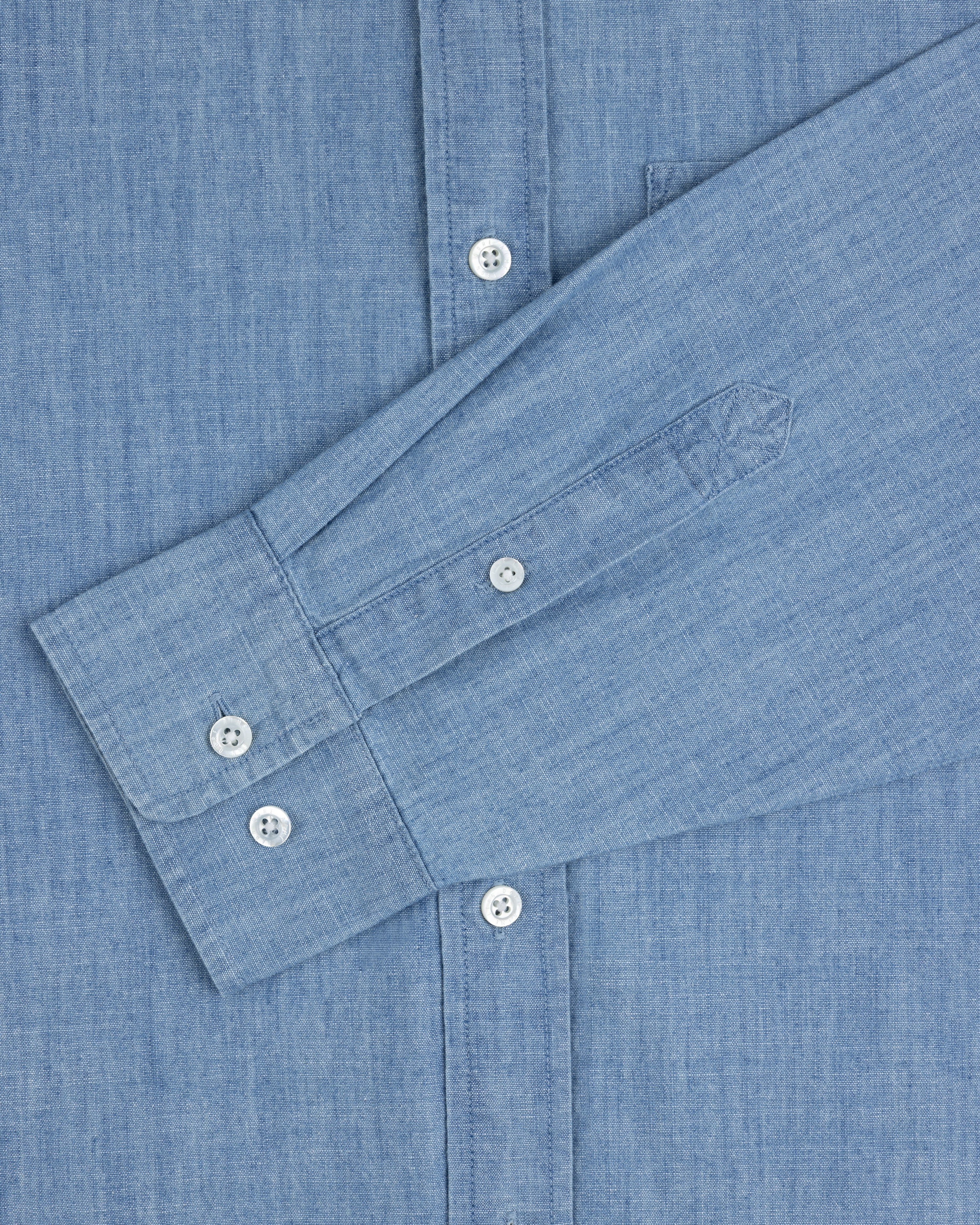 aim-leon-dore-crest-chambray-hemd-blau-regular-fit image 7