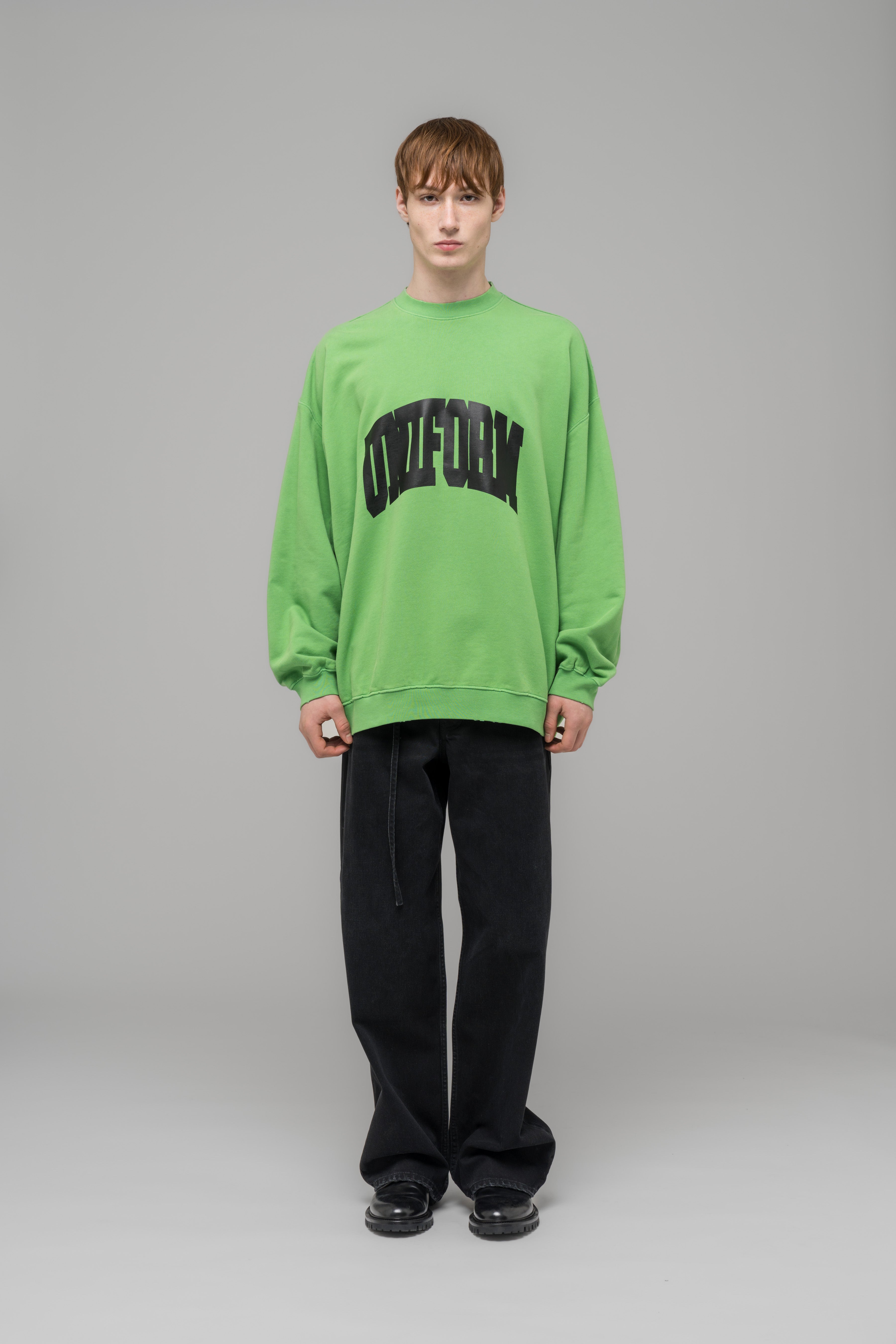 032c-oversized-crewneck-gr-n-mit-print-und-stickerei image 1