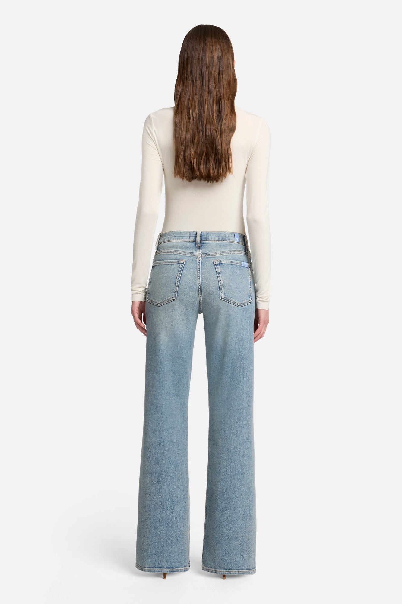 7-for-all-mankind-luxe-vintage-alexa-straight-jeans-amuse-me image 5