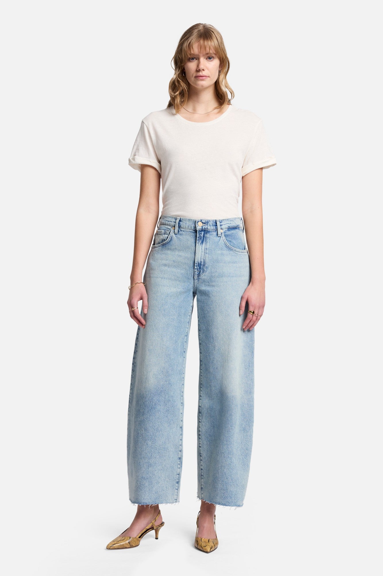 7-for-all-mankind-mankind-bonnie-barrel-leg-jeans-serenade image 2