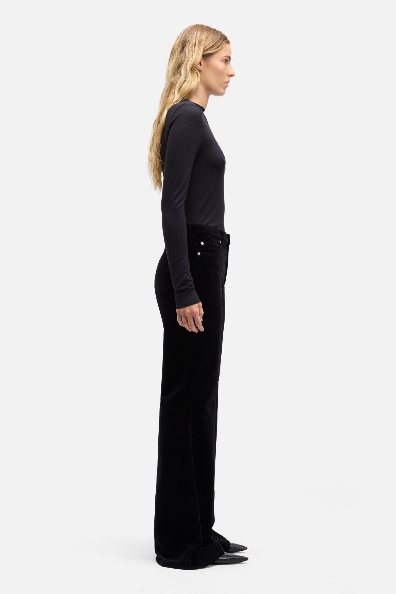 7-for-all-mankind-velvet-retro-flare-hose-black image 6