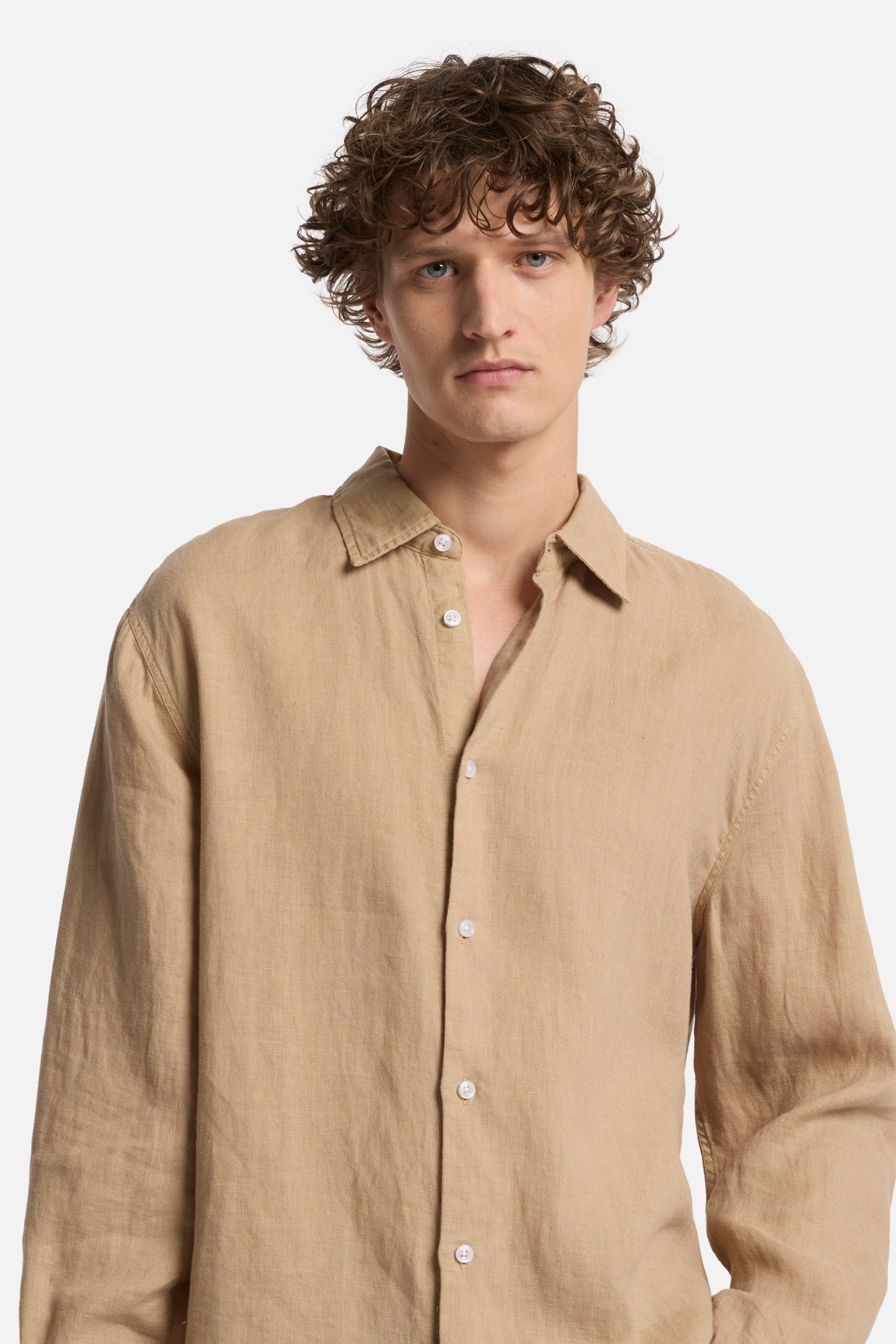 7-for-all-mankind-classic-linen-hemd-in-taupe image 4