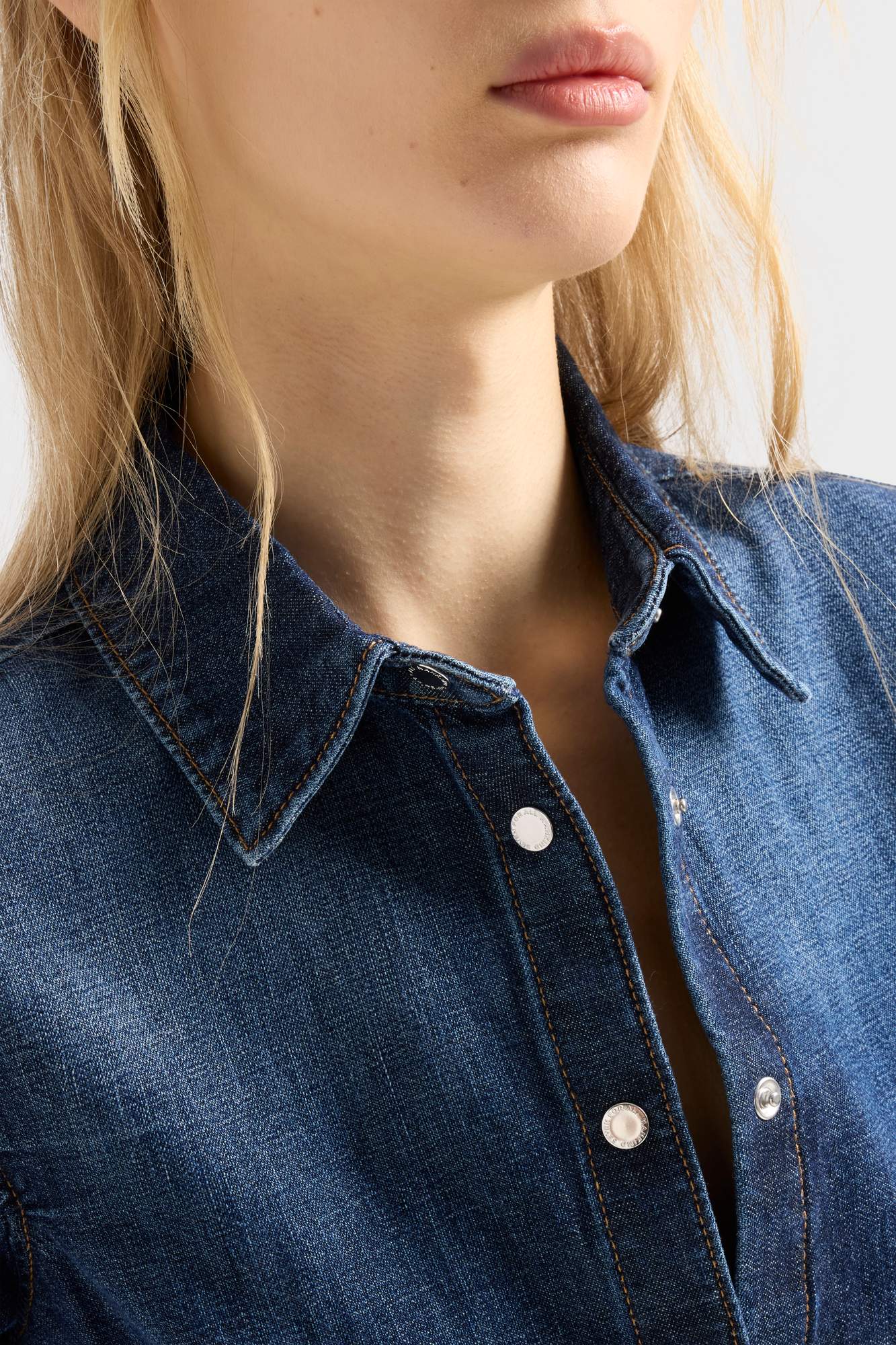 7-for-all-mankind-clear-shirt-denimhemd-in-denim-rainfall image 4