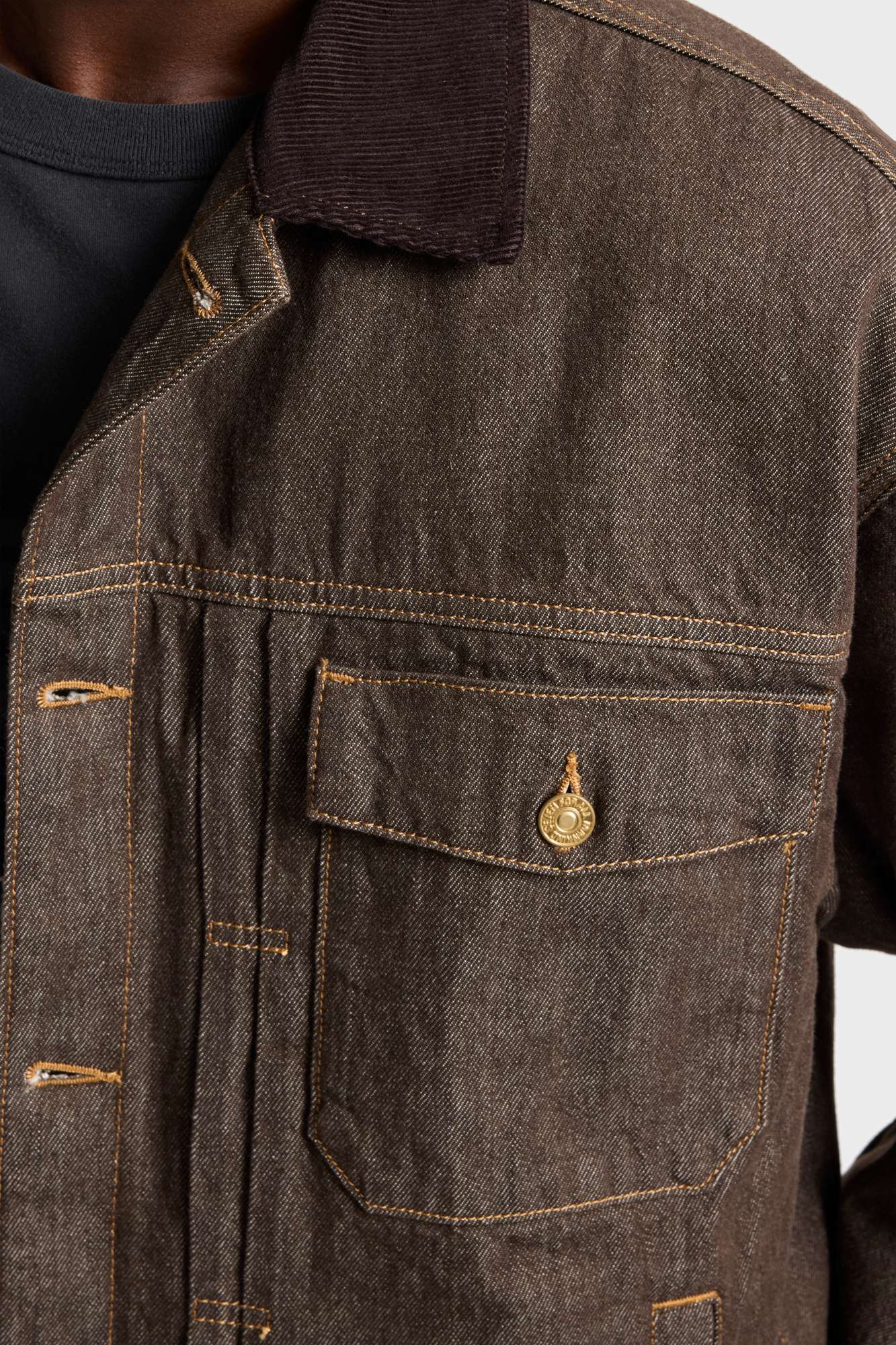 7-for-all-mankind-pleated-trucker-jacke-denim-deep-earth-herren image 4