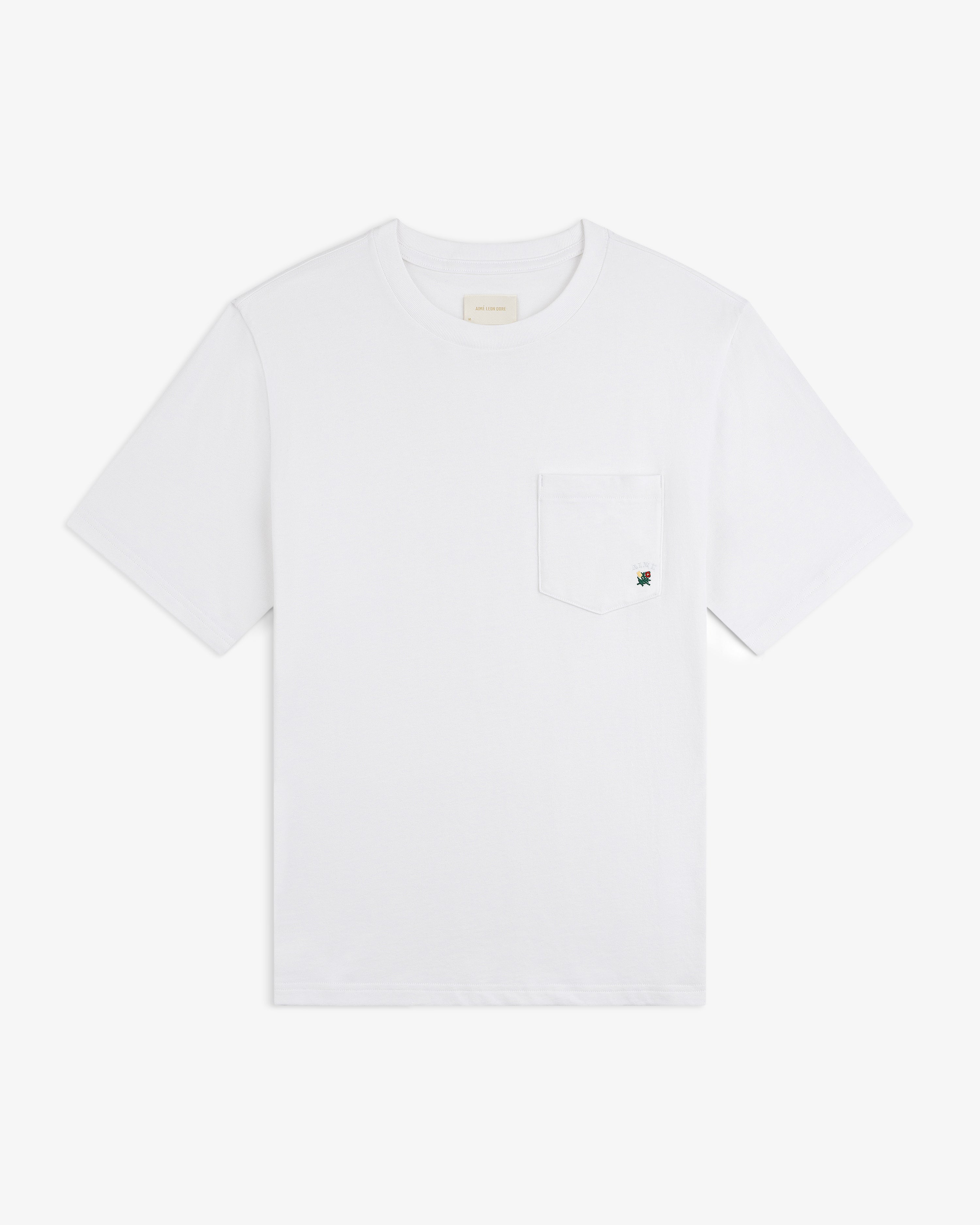 aim-leon-dore-crest-pocket-t-shirt-wei-regular-fit image 2