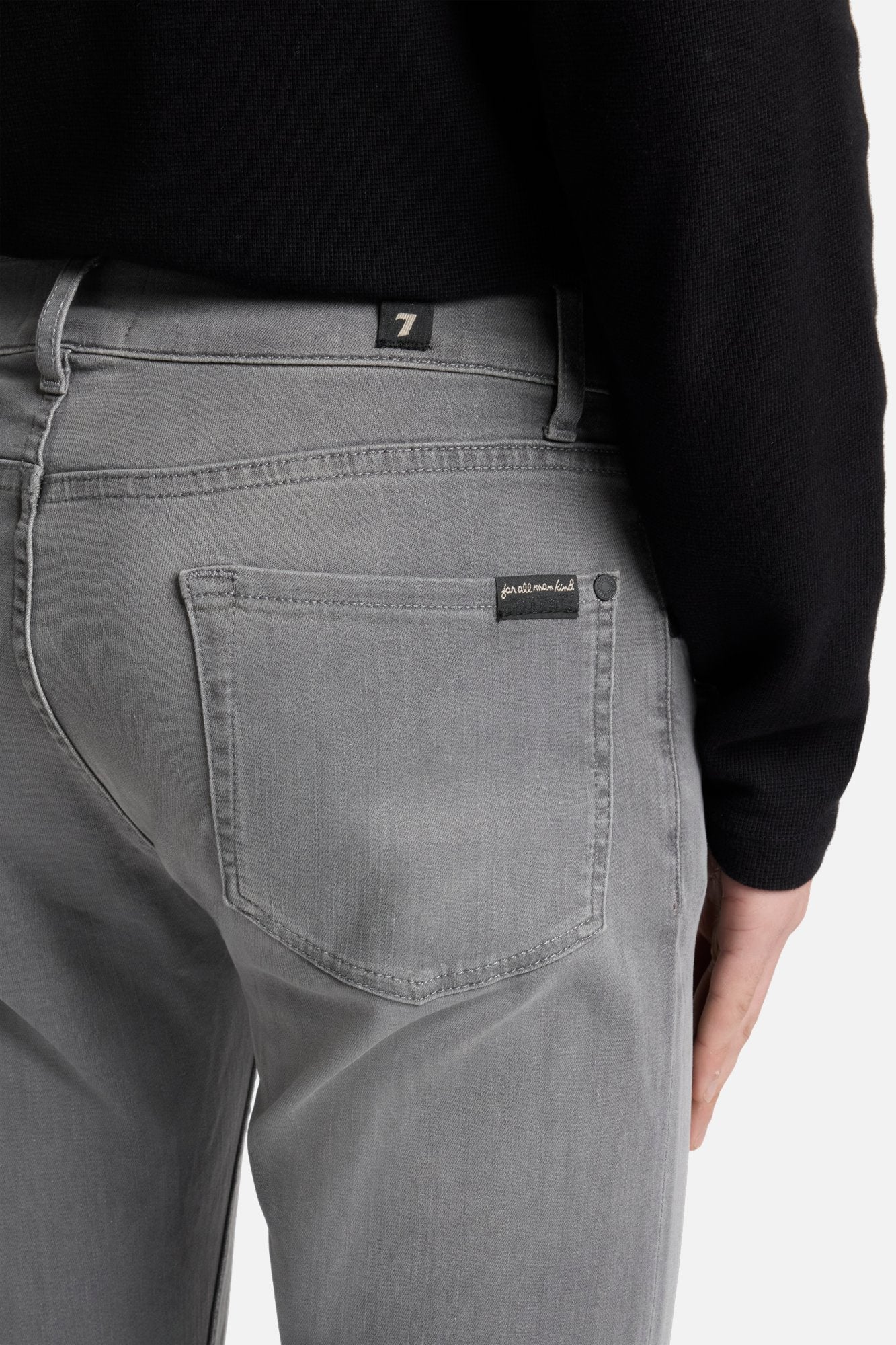 7-for-all-mankind-luxe-performance-slimmy-tapered-grey-herrenjeans image 4