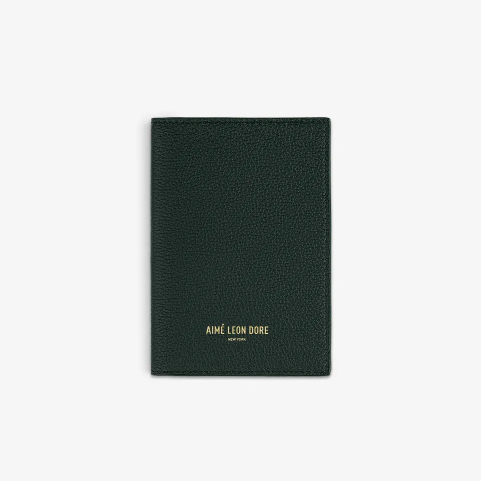 aim-leon-dore-leather-passport-holder-gr-ner-reisepass-etui-aus-kalbsleder image 1