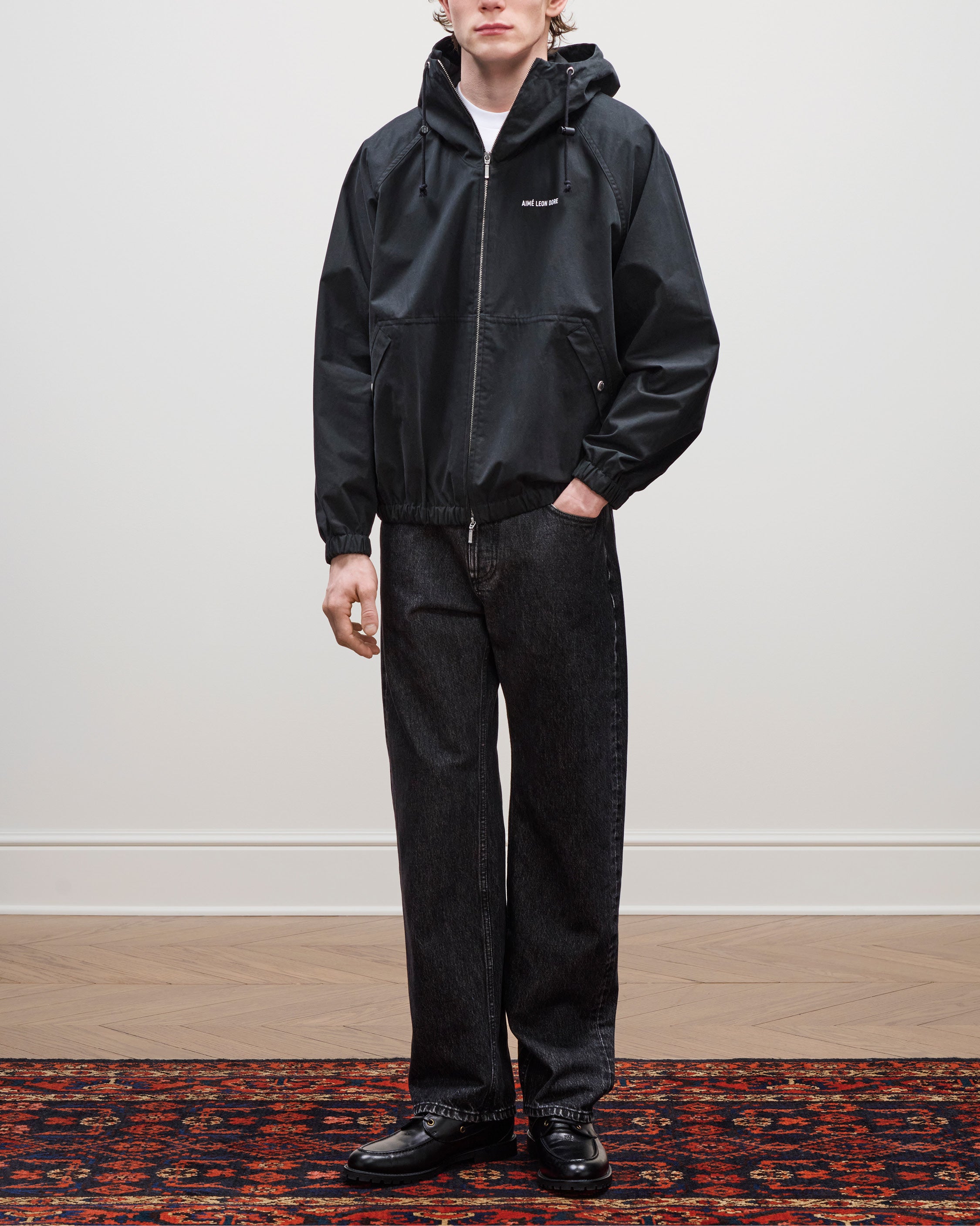 aim-leon-dore-micro-logo-lightweight-jacket-schwarze-baumwolljacke image 4