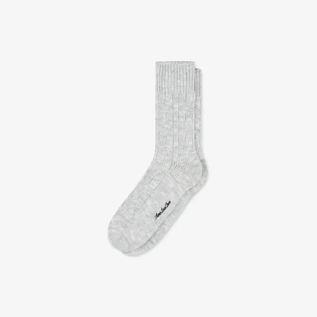 aim-leon-dore-cable-knit-hiking-sock-graue-wandersocken image 1