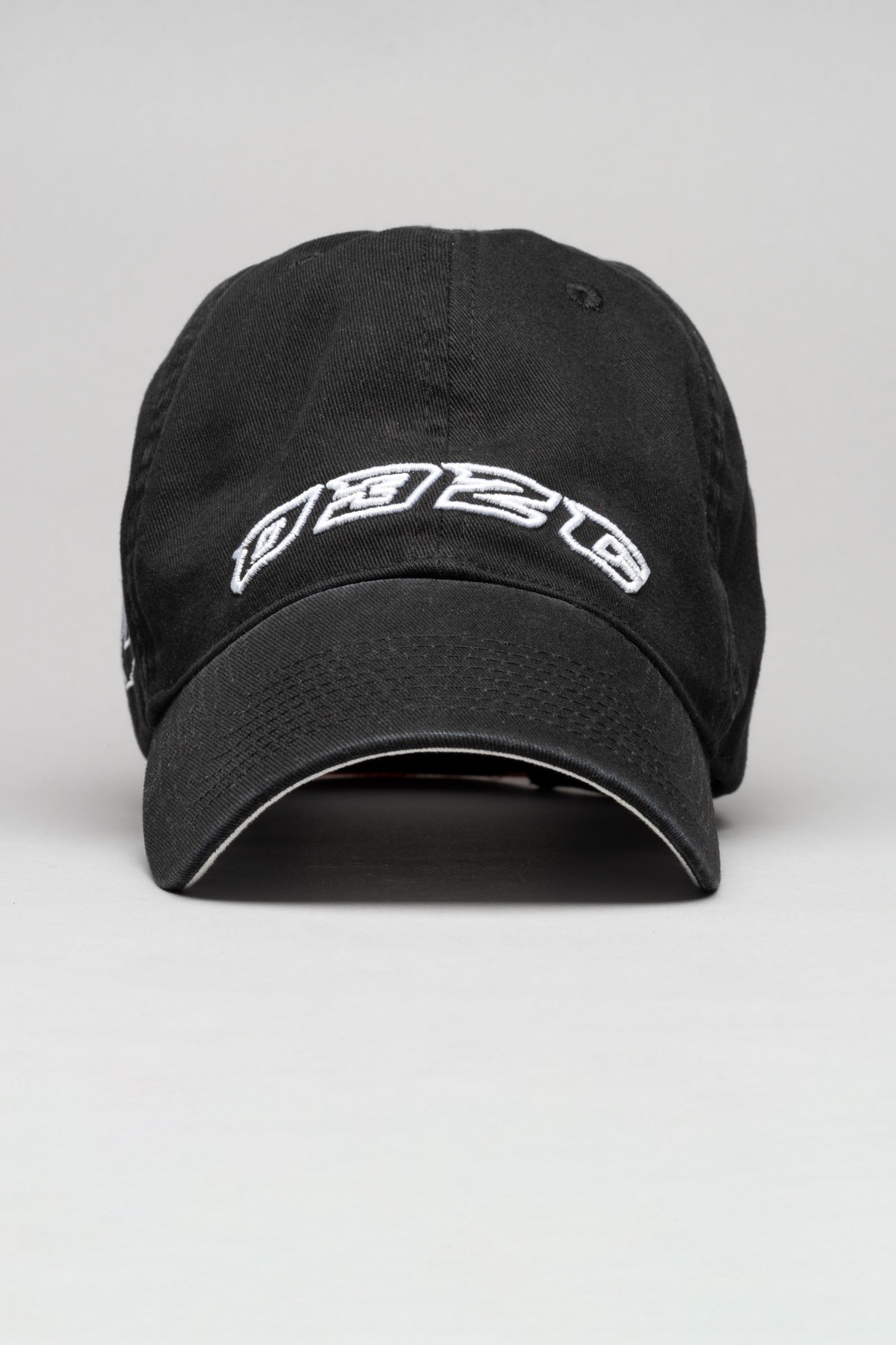 032c-cap-with-embroidery-baseballcap-speedy-fw25 image 1