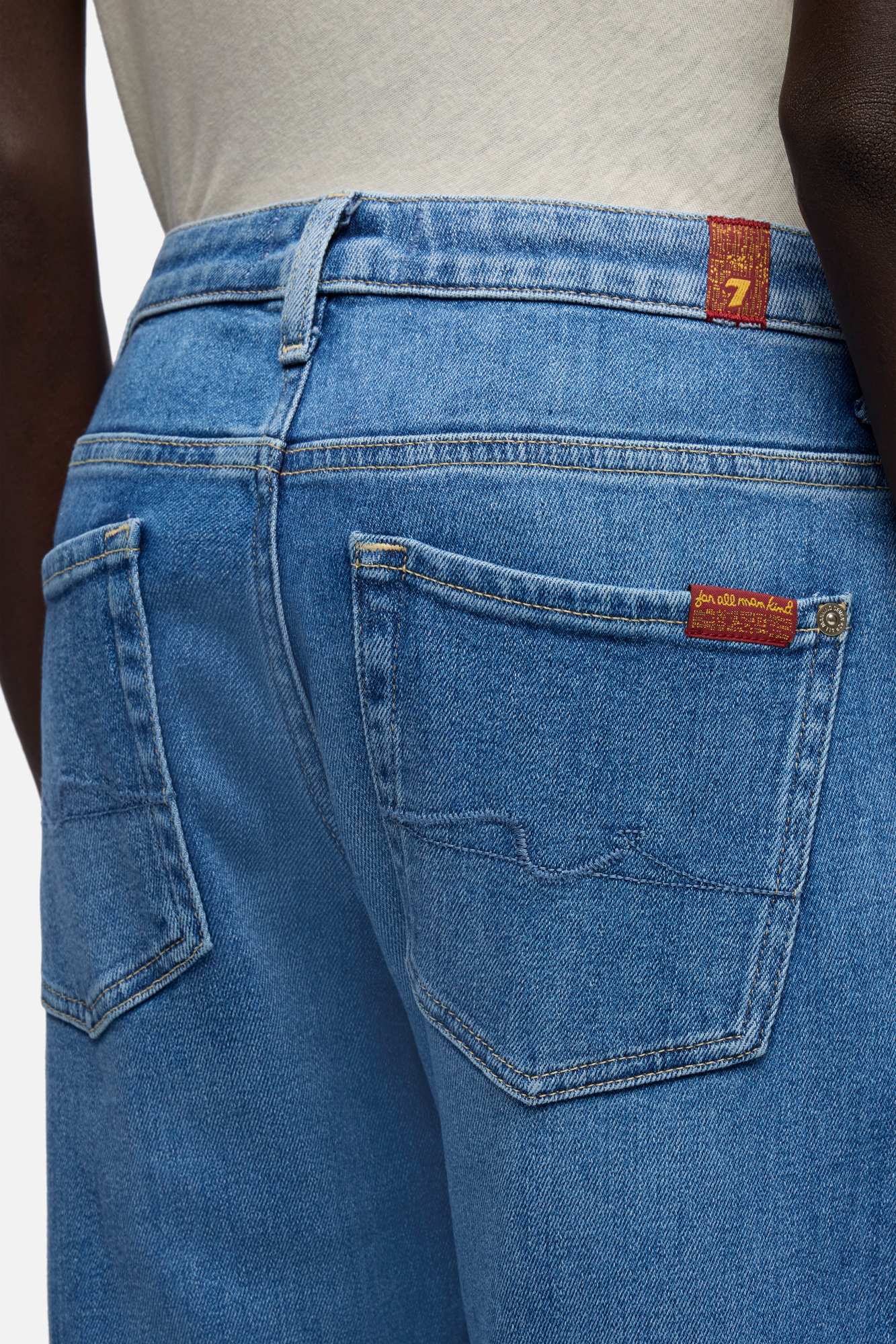 7-for-all-mankind-the-slim-slim-illusion-jeans-coastline image 4