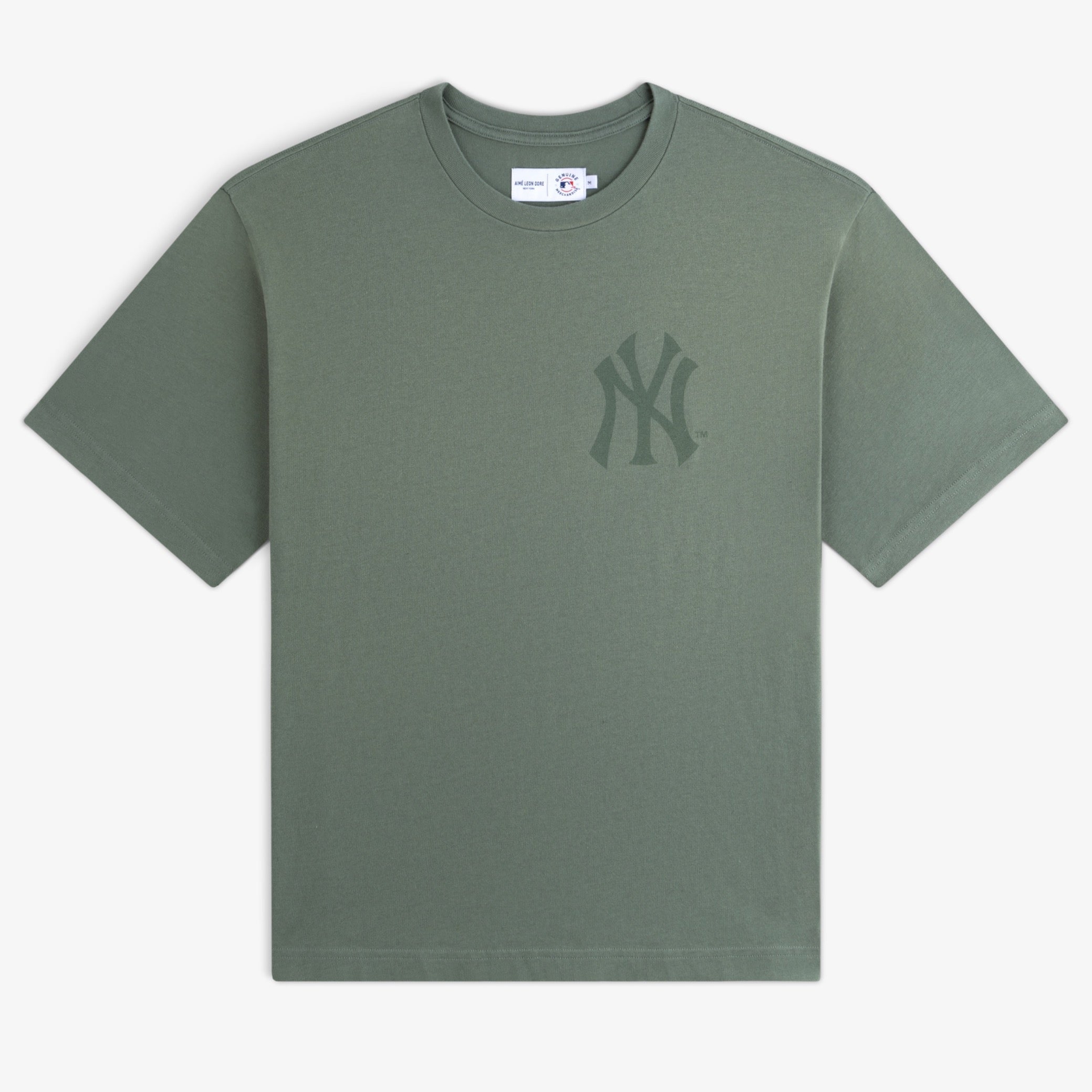 aim-leon-dore-yankees-washed-logo-tee-t-shirt-gr-n image 1