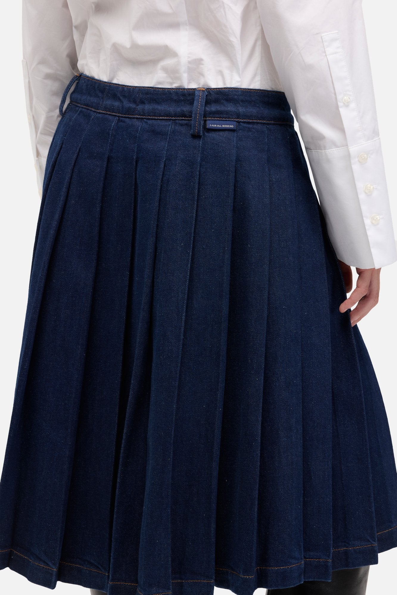 7-for-all-mankind-mankind-pleated-midi-skirt-franklin-denim-midi-rock image 4