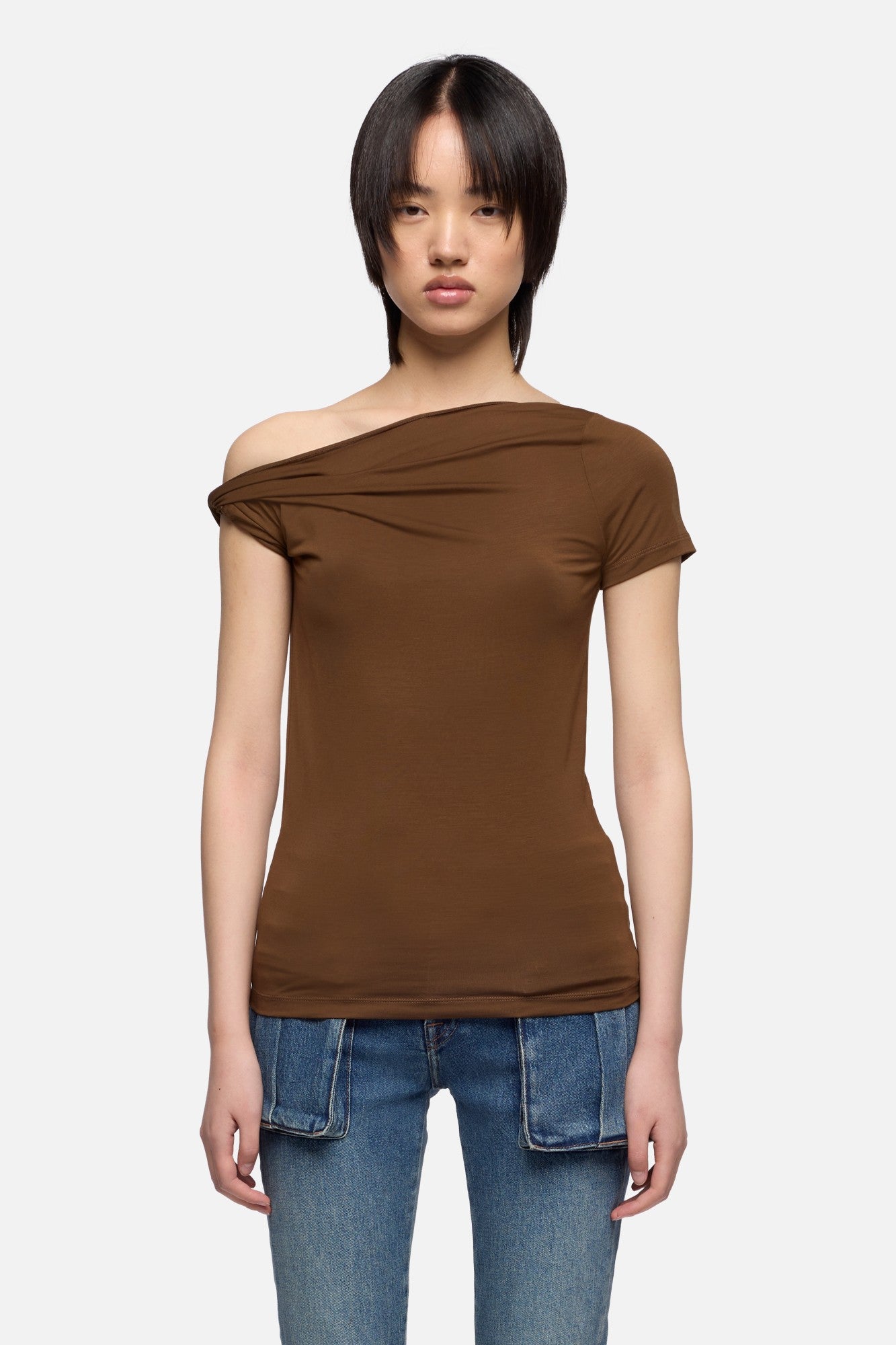 7-for-all-mankind-twisted-shoulder-tee-lyocell-toffee image 3