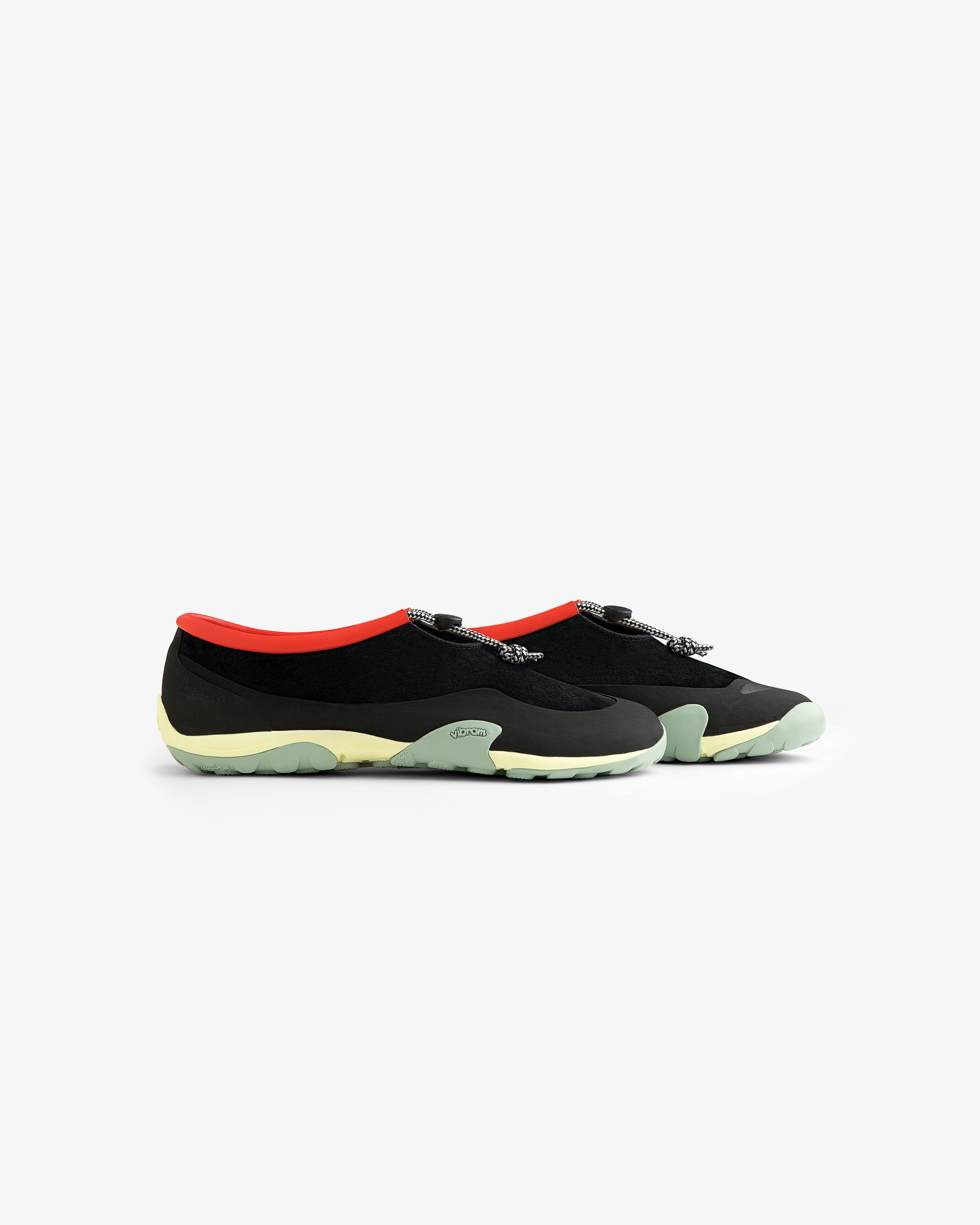 aim-leon-dore-x-new-balance-mt10t-sportschuh-schwarz image 4