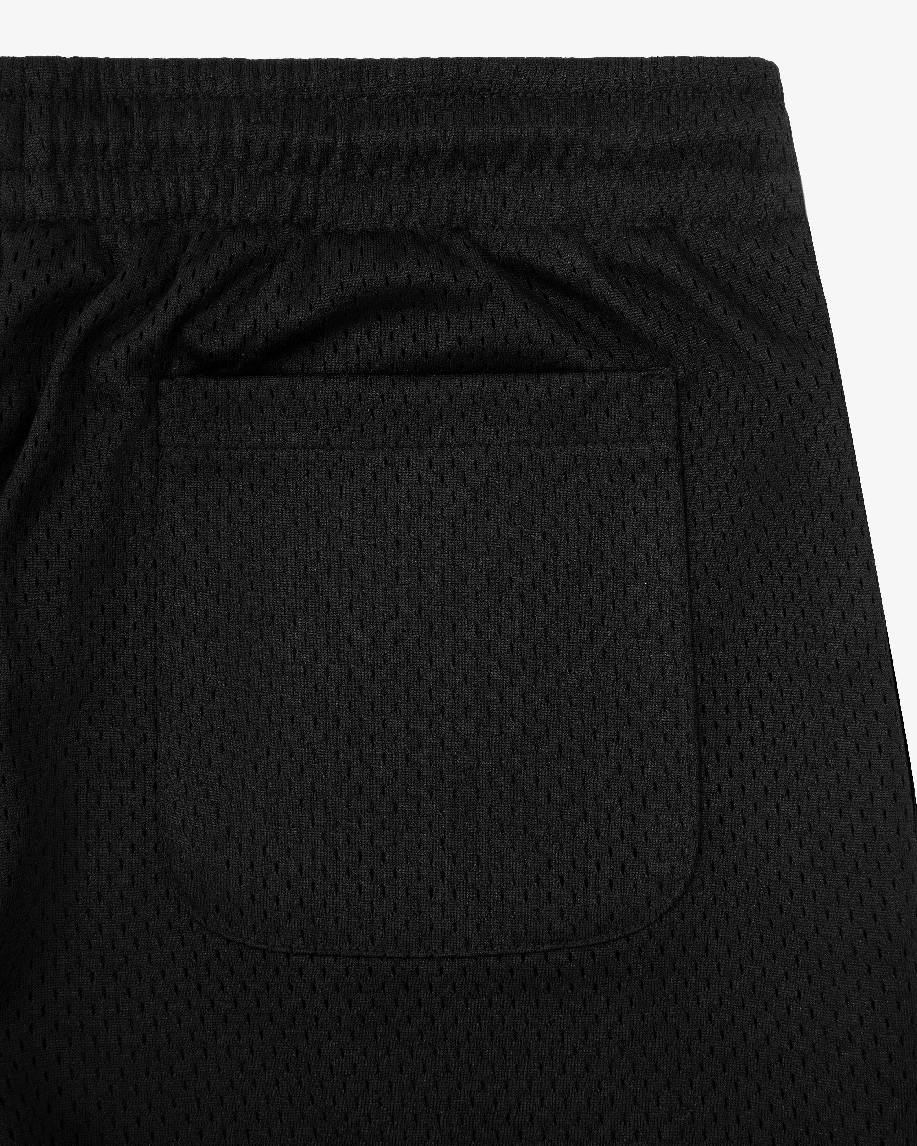 aim-leon-dore-logo-gym-short-mesh-shorts-schwarz image 5