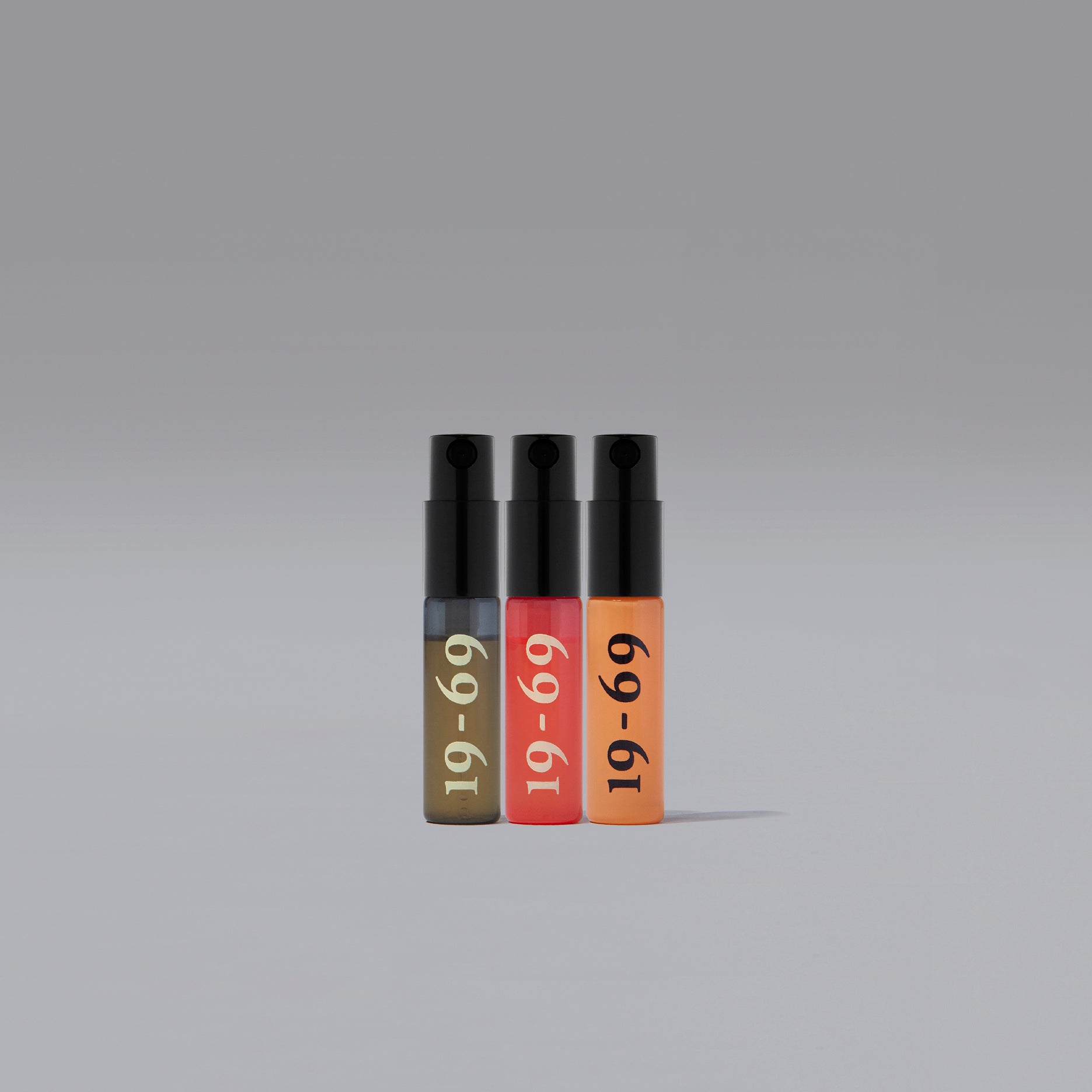 19-69-pocket-size-3-references-eau-de-parfum-discovery-set-3x-2-5-ml image 2