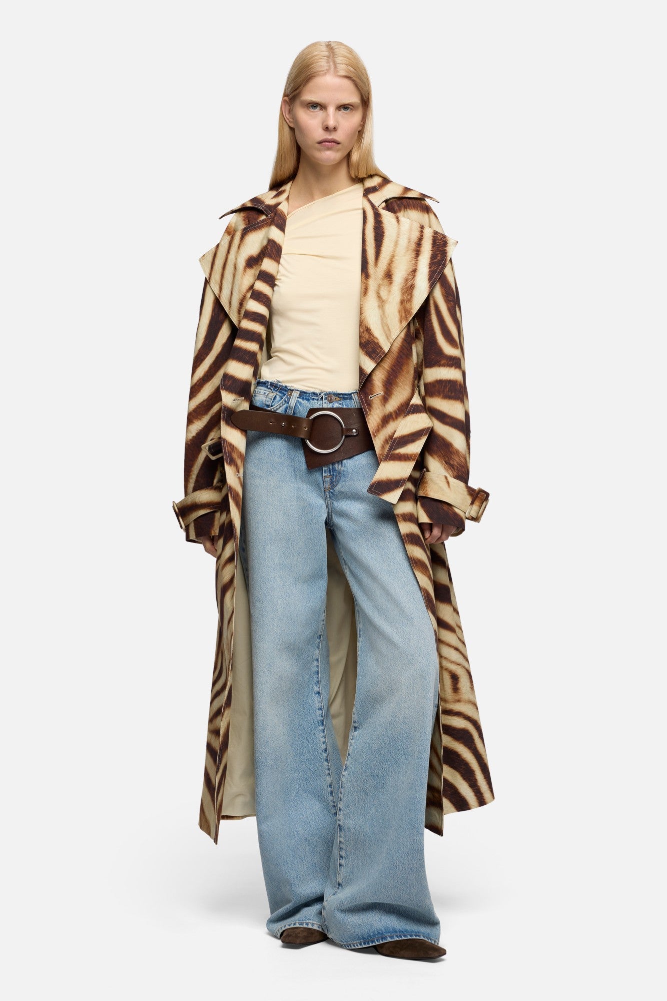 7-for-all-mankind-lotta-in-mankind-blue-erosion-wide-leg-jeans image 2