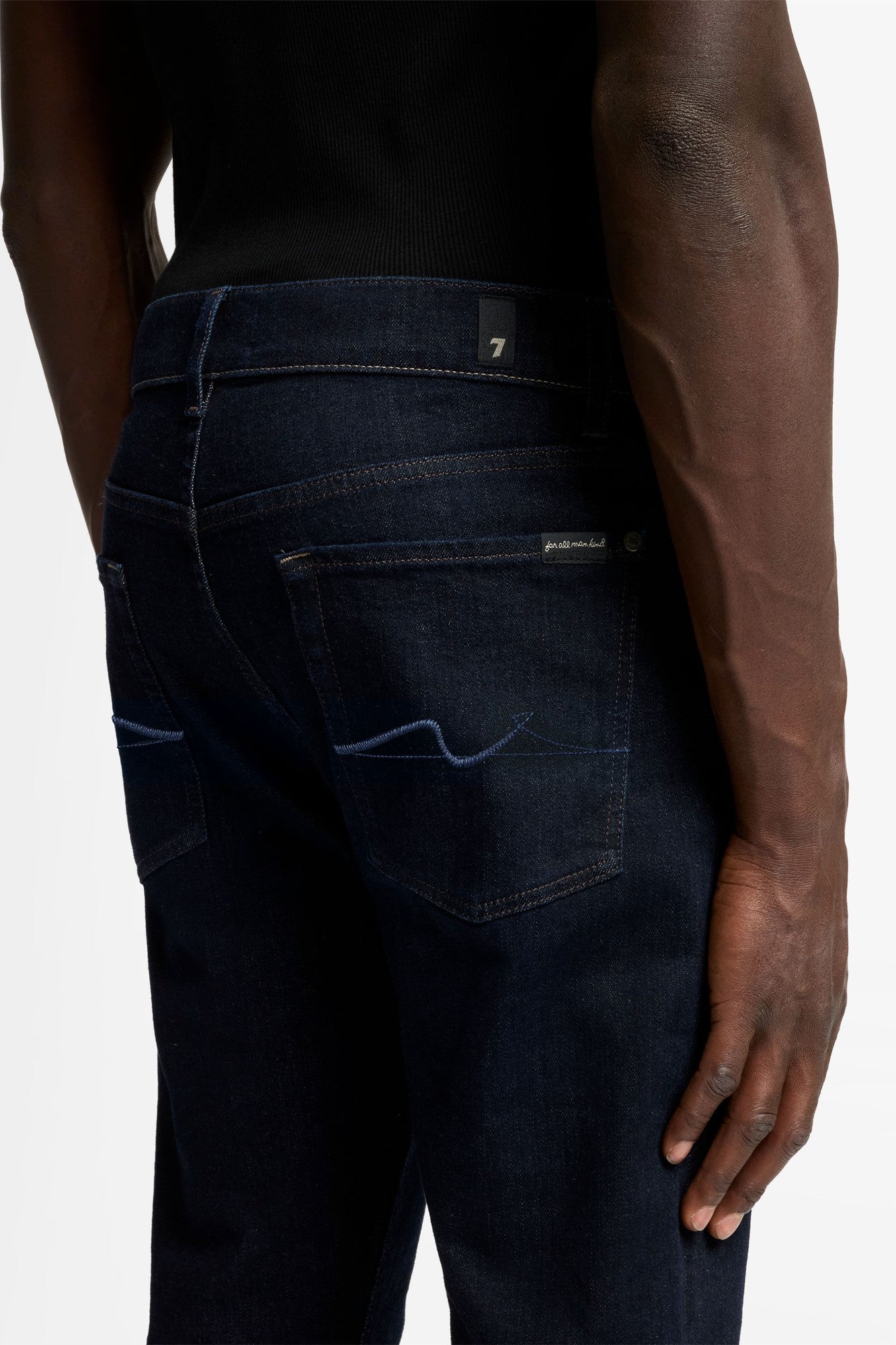 7-for-all-mankind-the-straight-luxe-performance-herren-straight-jeans-in-oak image 4
