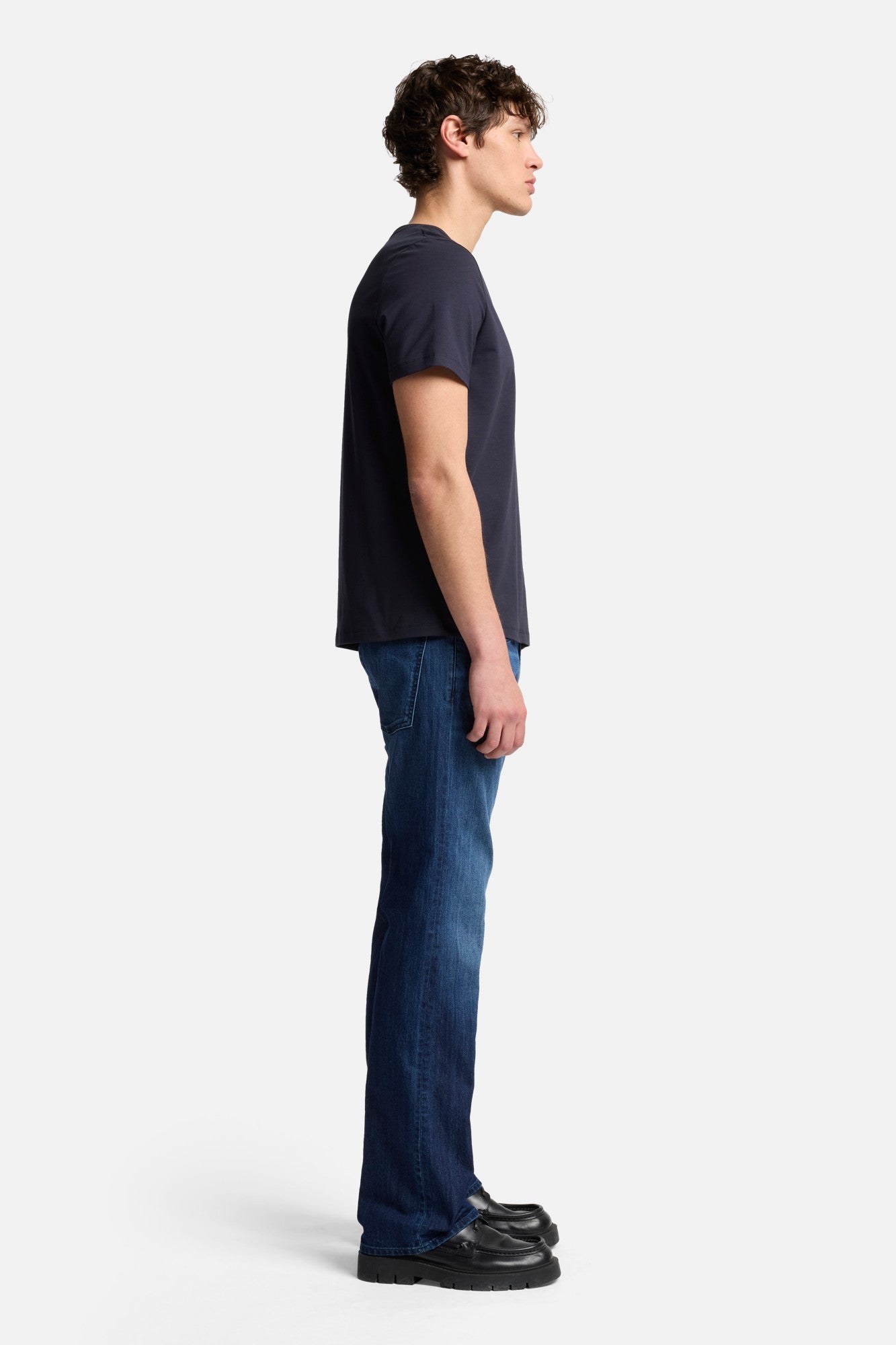 7-for-all-mankind-luxe-performance-v-neck-t-shirt-navy-herren image 6