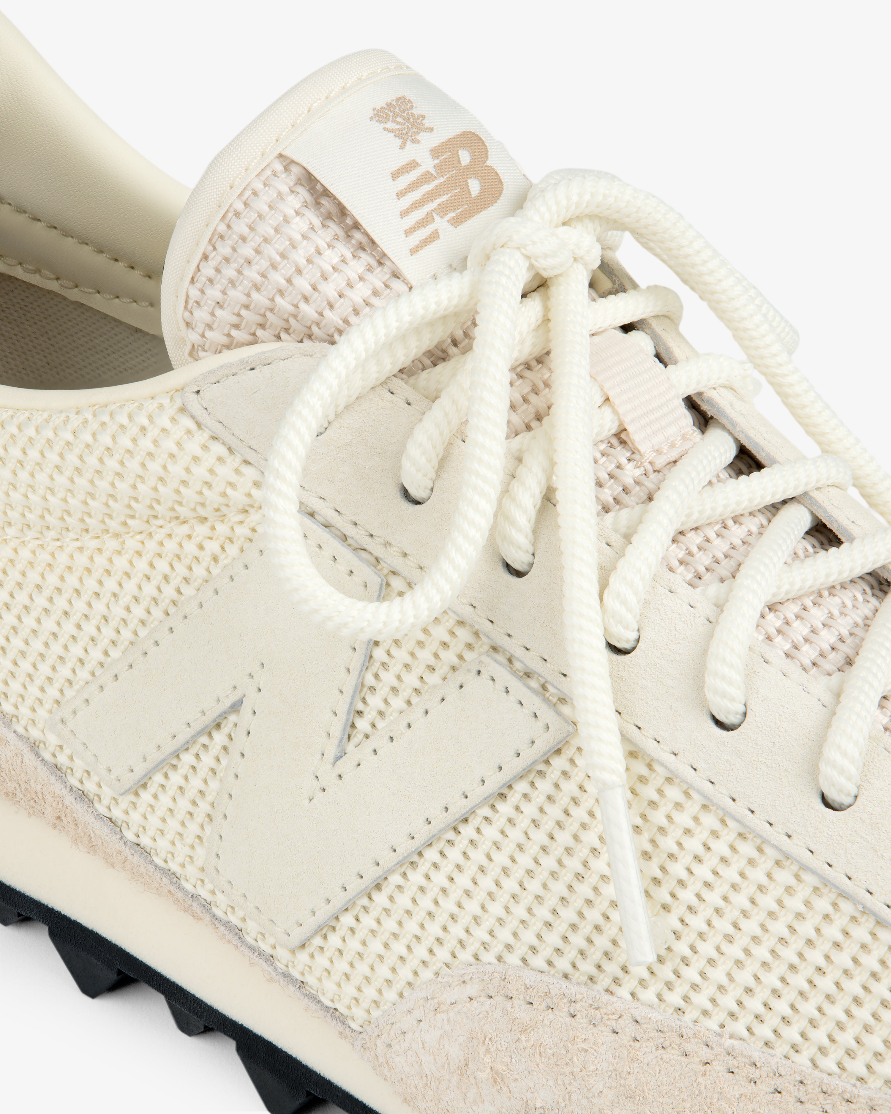 ald-new-balance-gator-sneaker-cream-hairy-suede-unisex image 6