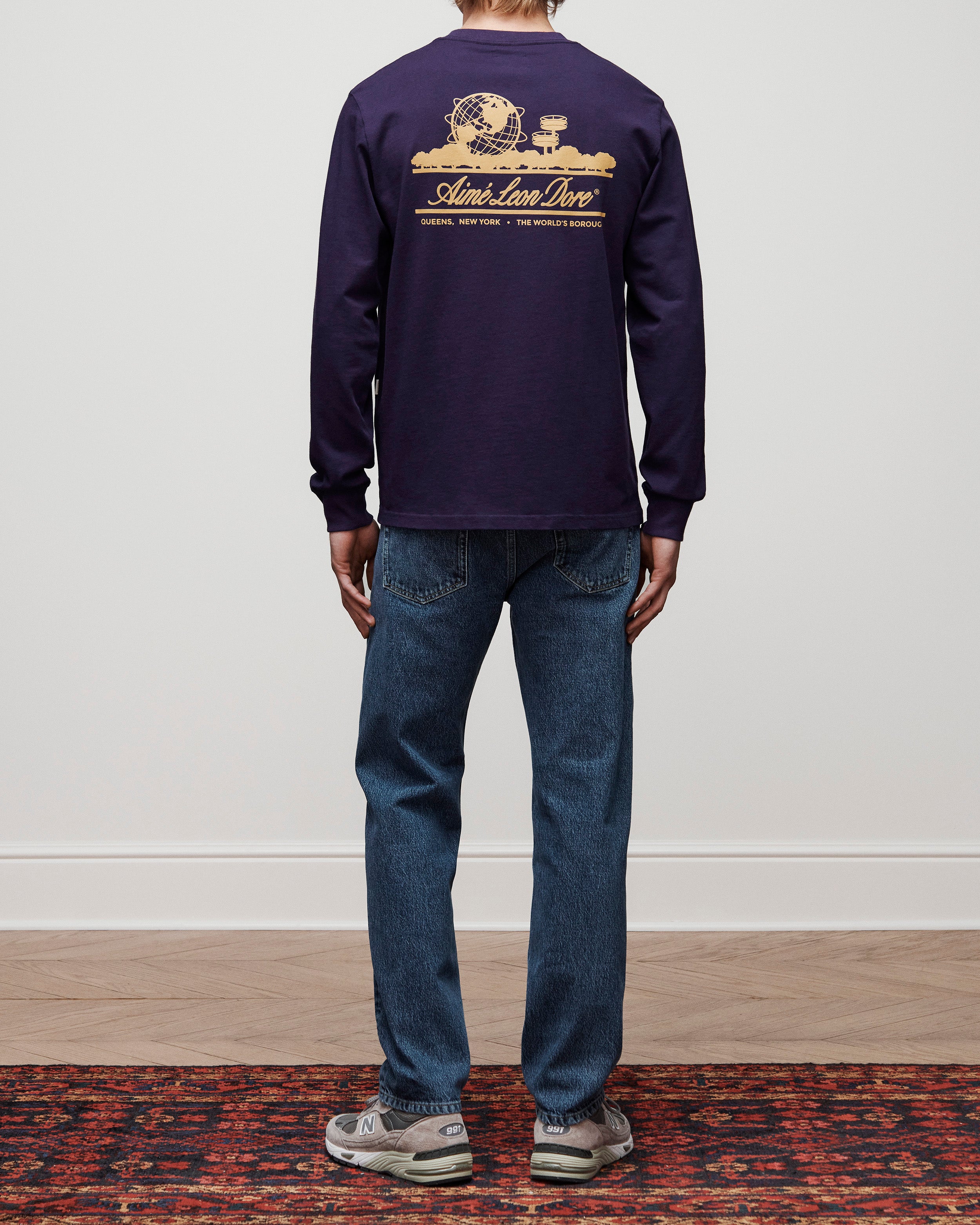 aim-leon-dore-long-sleeve-unisphere-tee-navy image 4