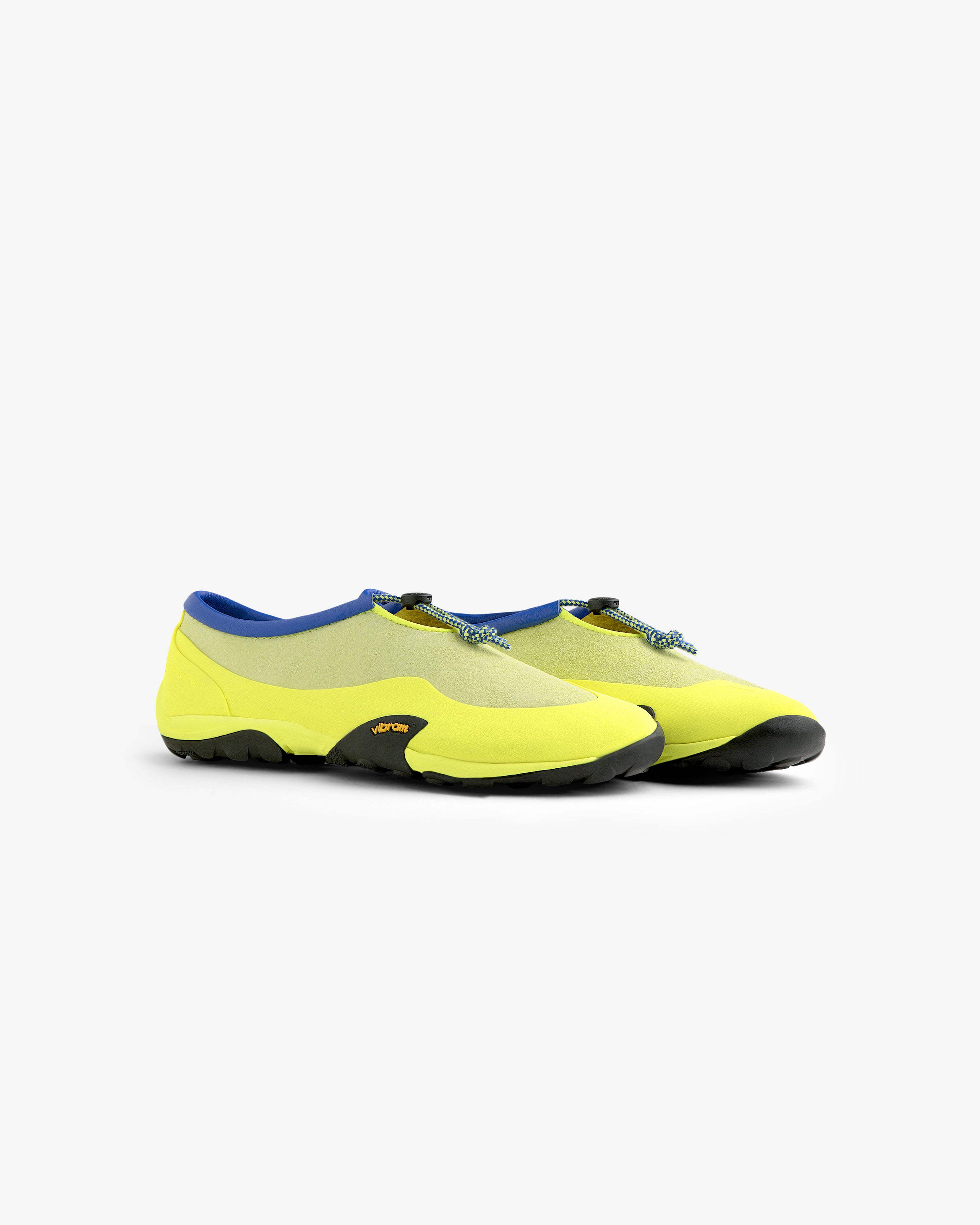 aim-leon-dore-x-new-balance-mt10t-neon-sneaker image 2