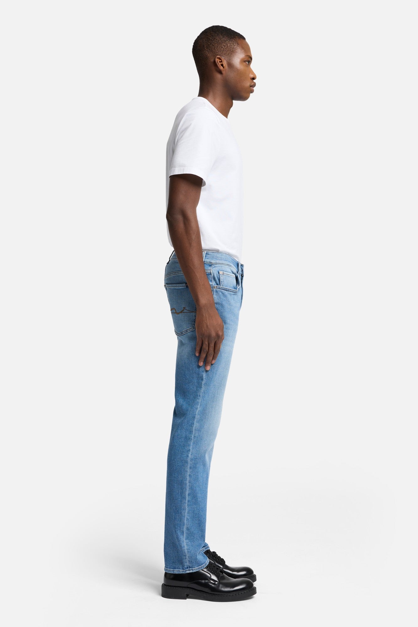7-for-all-mankind-the-straight-jeans-airspace image 6