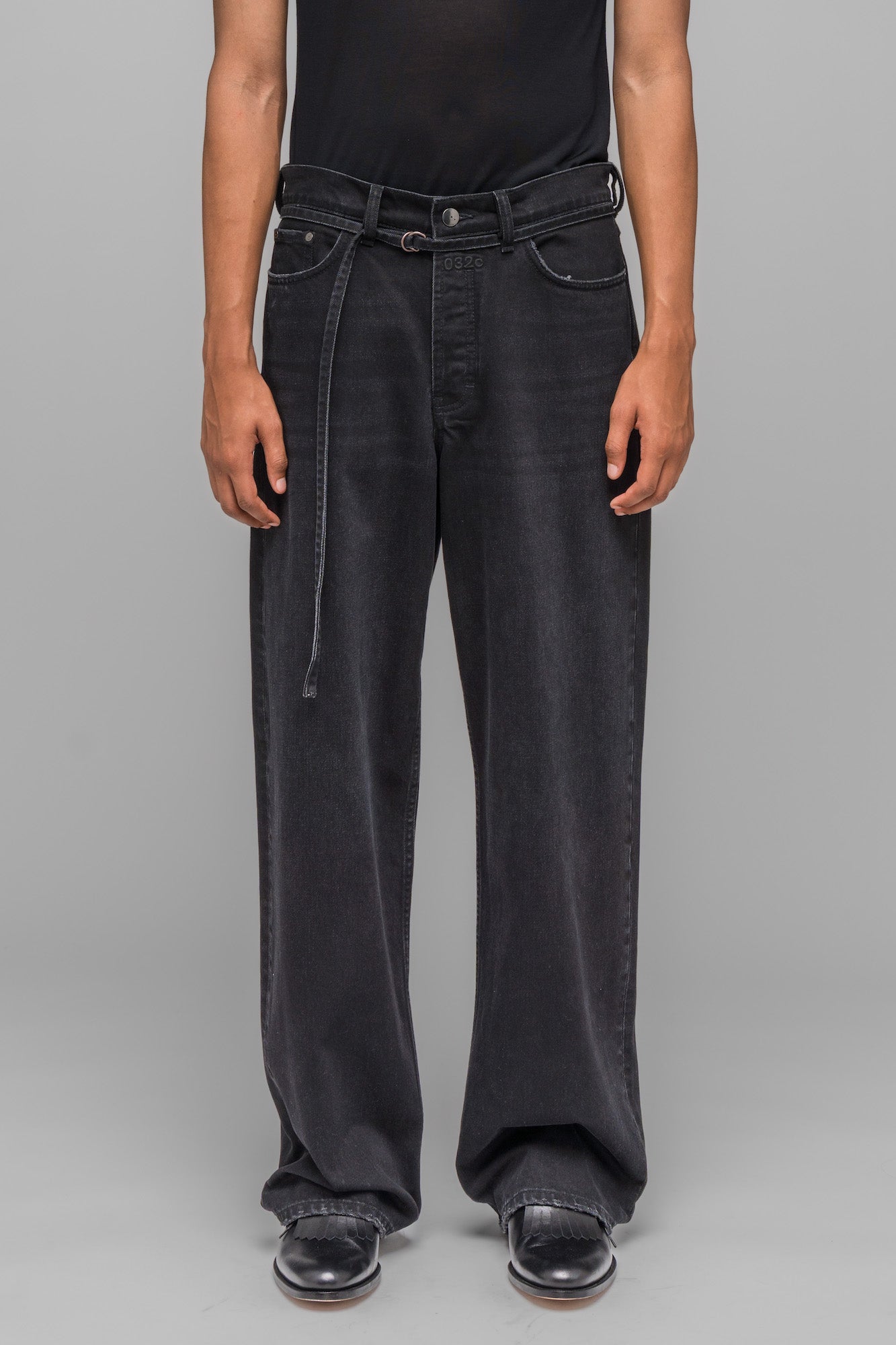 032c-wide-leg-jean-wide-leg-jeans-black-wash image 4