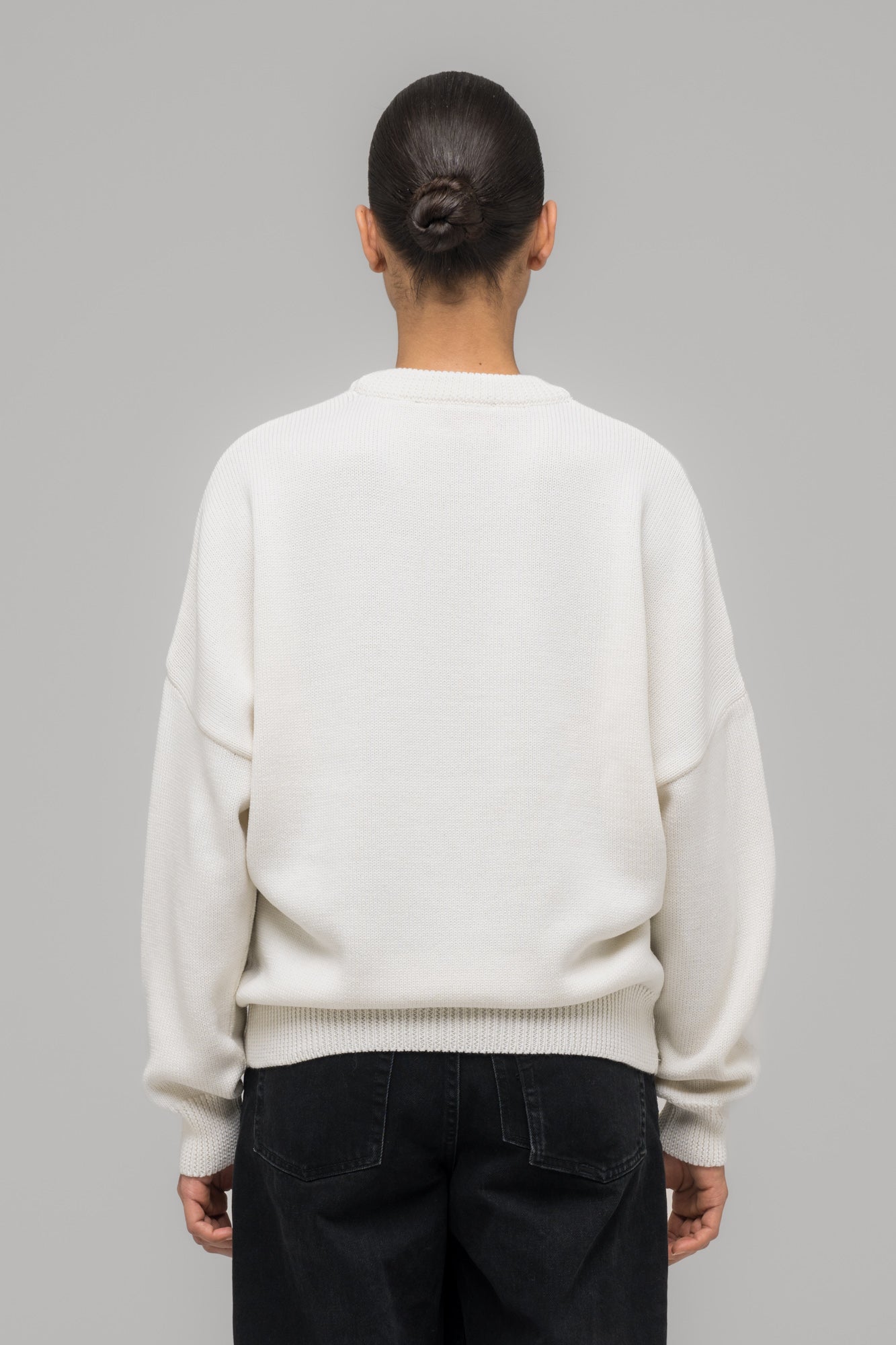 032c-selfie-sweater-white-black-merino-pullover image 5