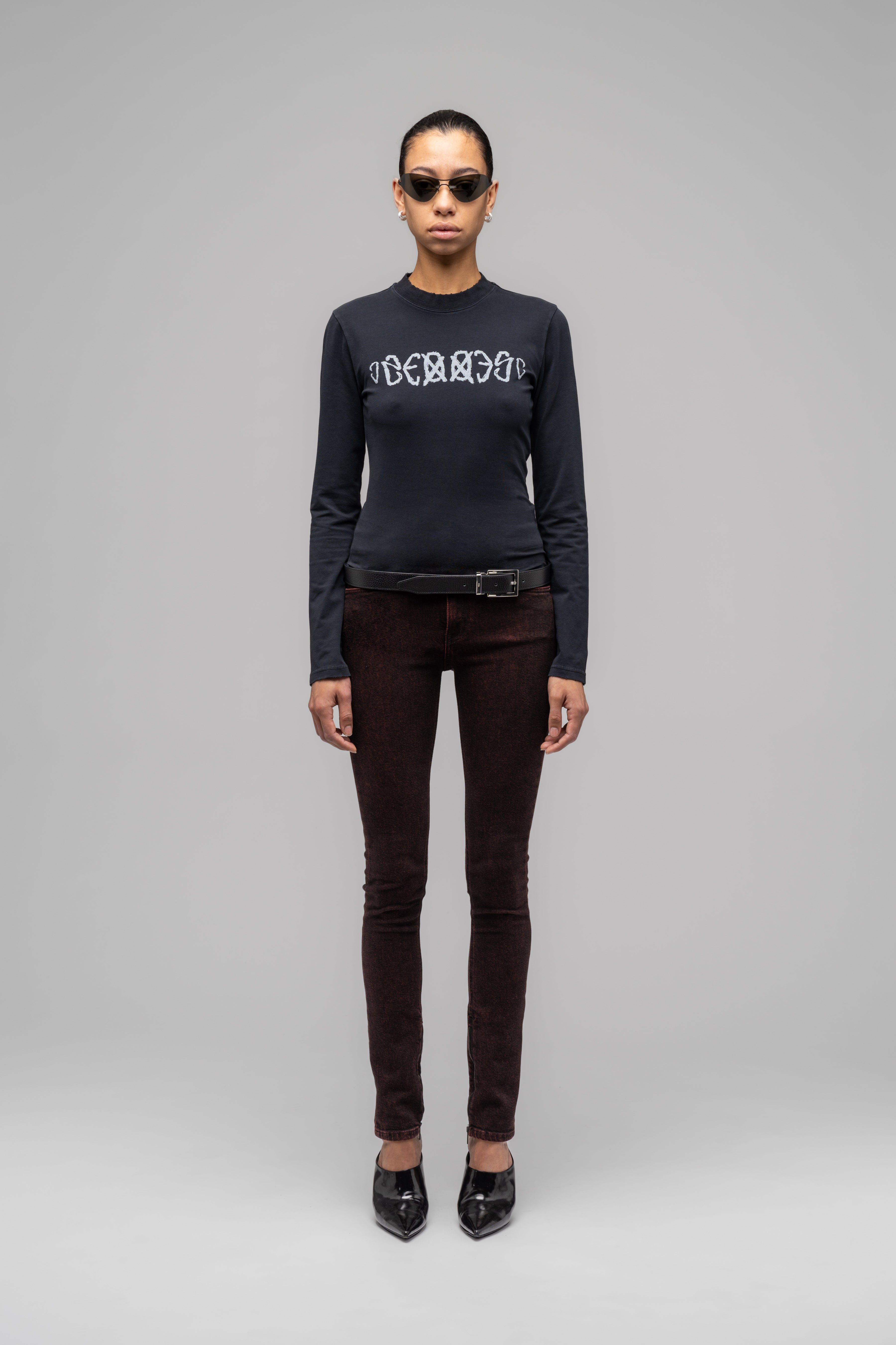 032c-tight-longsleeve-fitted-longsleeve-in-faded-black image 3