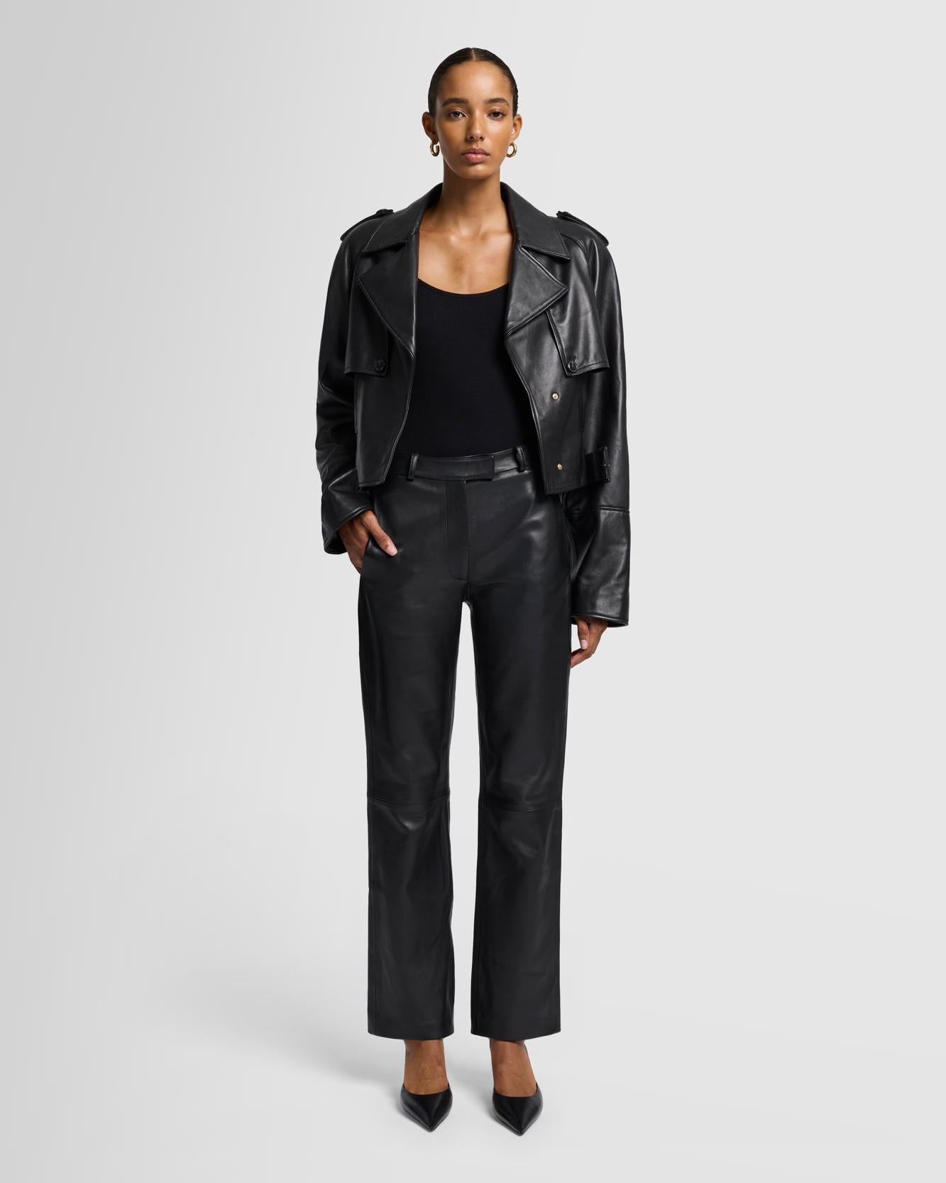 7-for-all-mankind-crop-bikerjacke-lederjacke-in-schwarz image 4