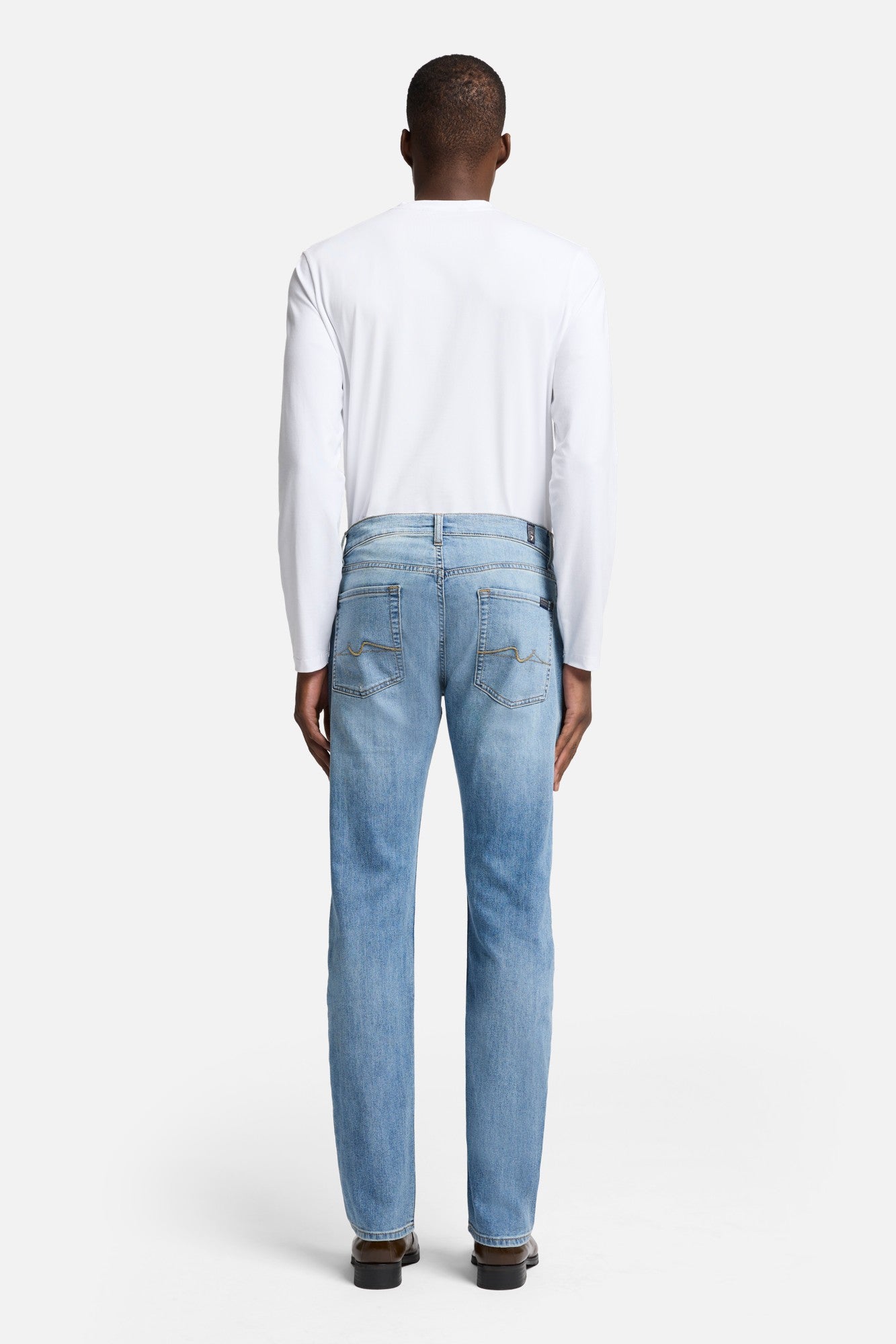 7-for-all-mankind-airweft-the-straight-herren-jeans-in-portofino image 5