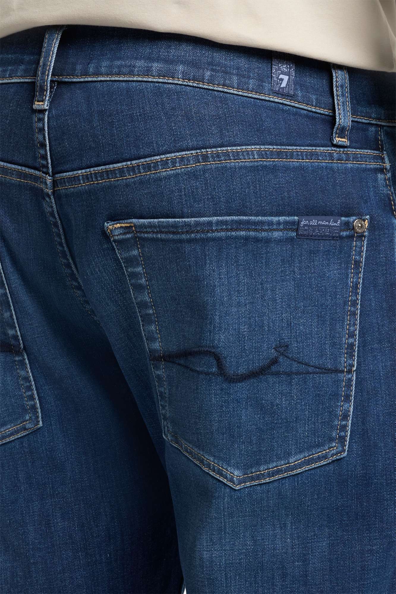 7-for-all-mankind-the-straight-luxe-performance-grapevine image 4
