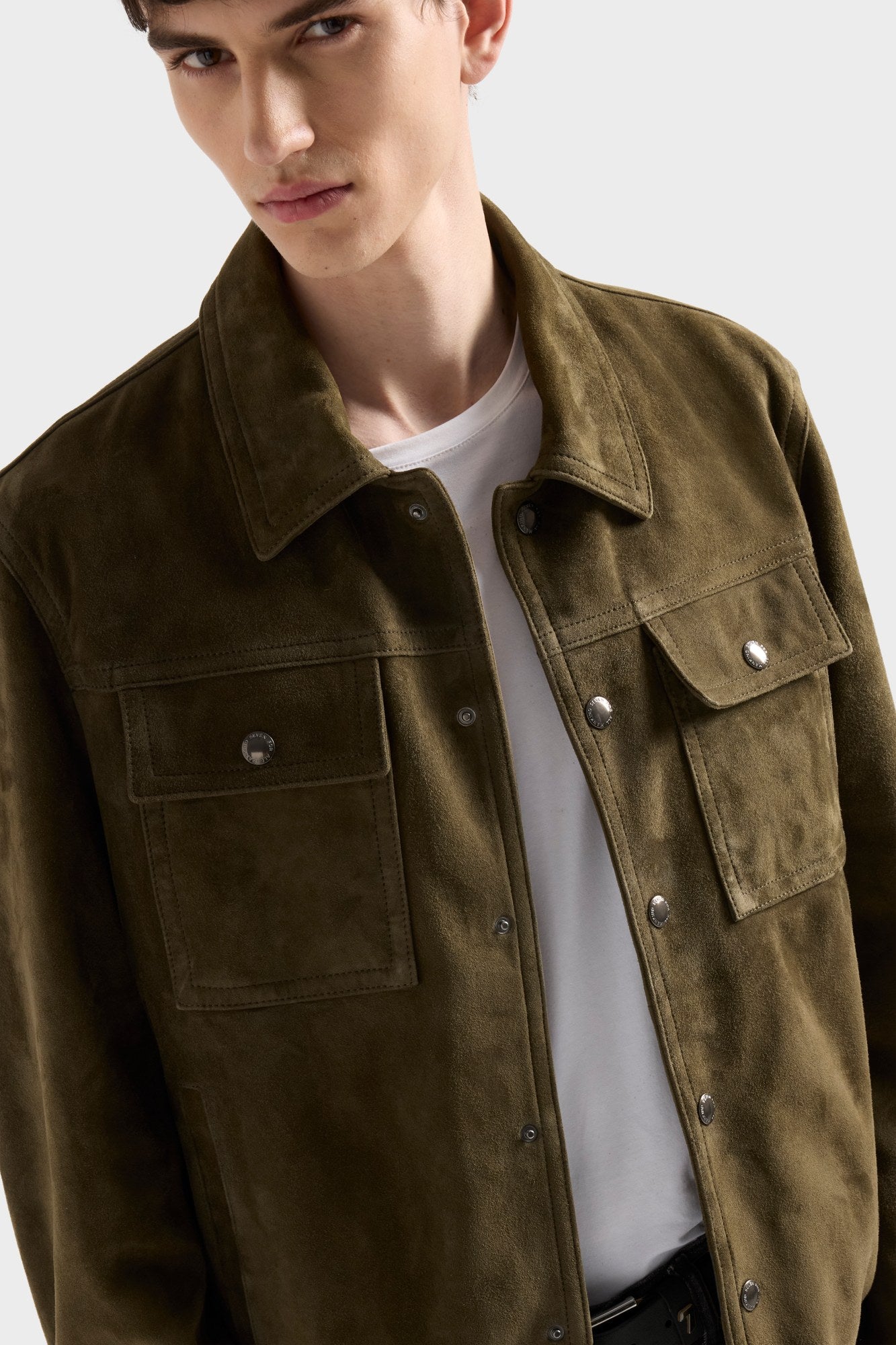 7-for-all-mankind-modern-trucker-jacke-suede-military-herren image 6
