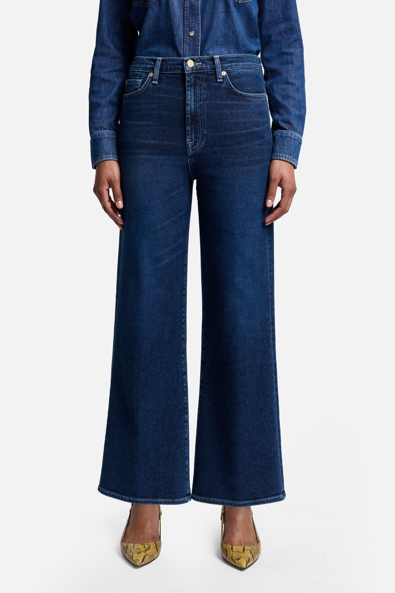 7-for-all-mankind-luxe-vintage-jo-wide-leg-jeans-paradise-cove image 3
