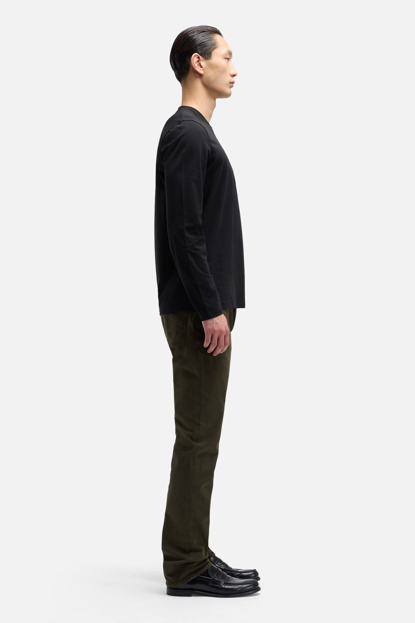 7-for-all-mankind-luxe-performance-long-sleeve-tee-in-black image 6
