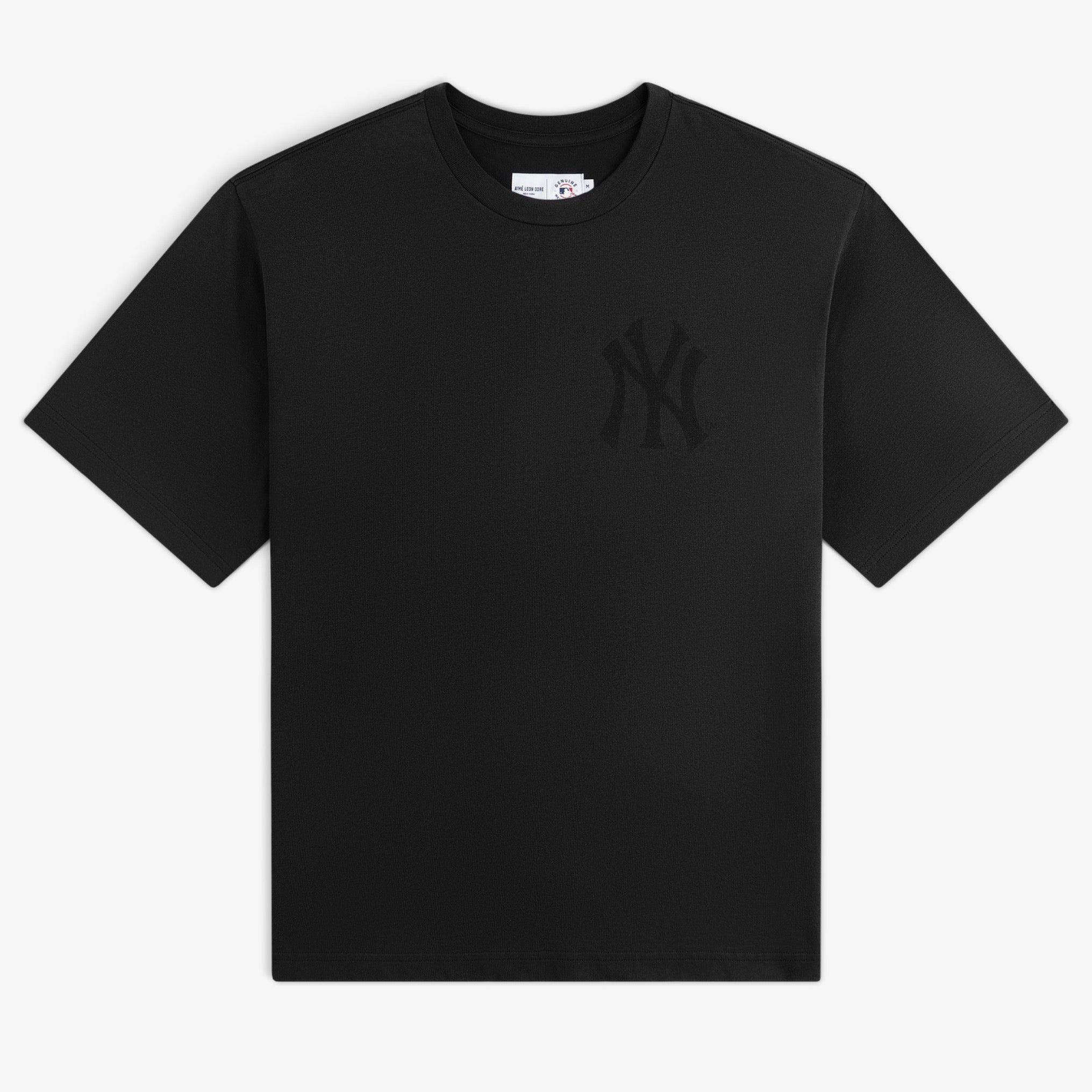 aim-leon-dore-yankees-washed-logo-tee-schwarz image 1