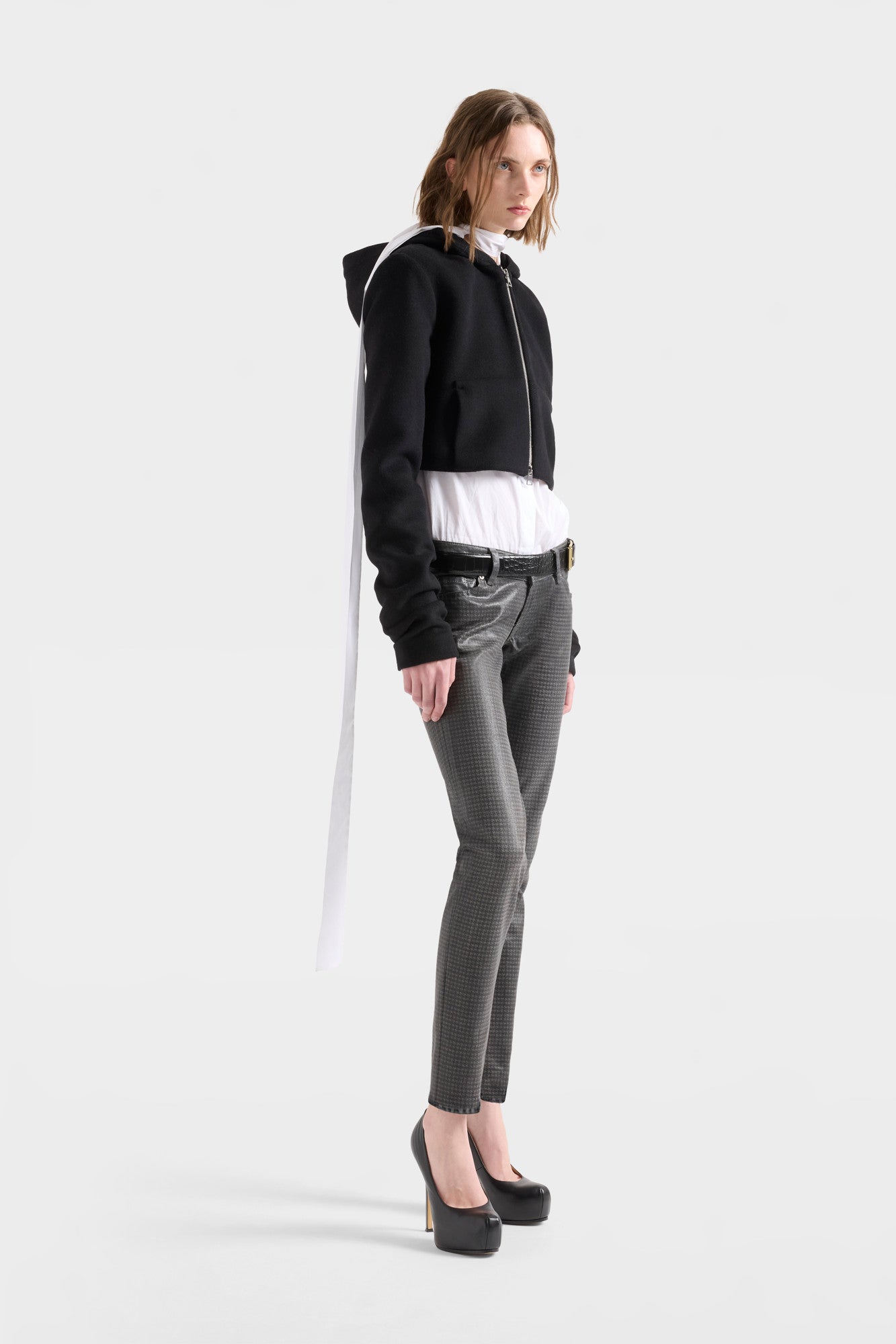 7-for-all-mankind-ruched-zip-hoodie-wolle-schwarz-damen image 2