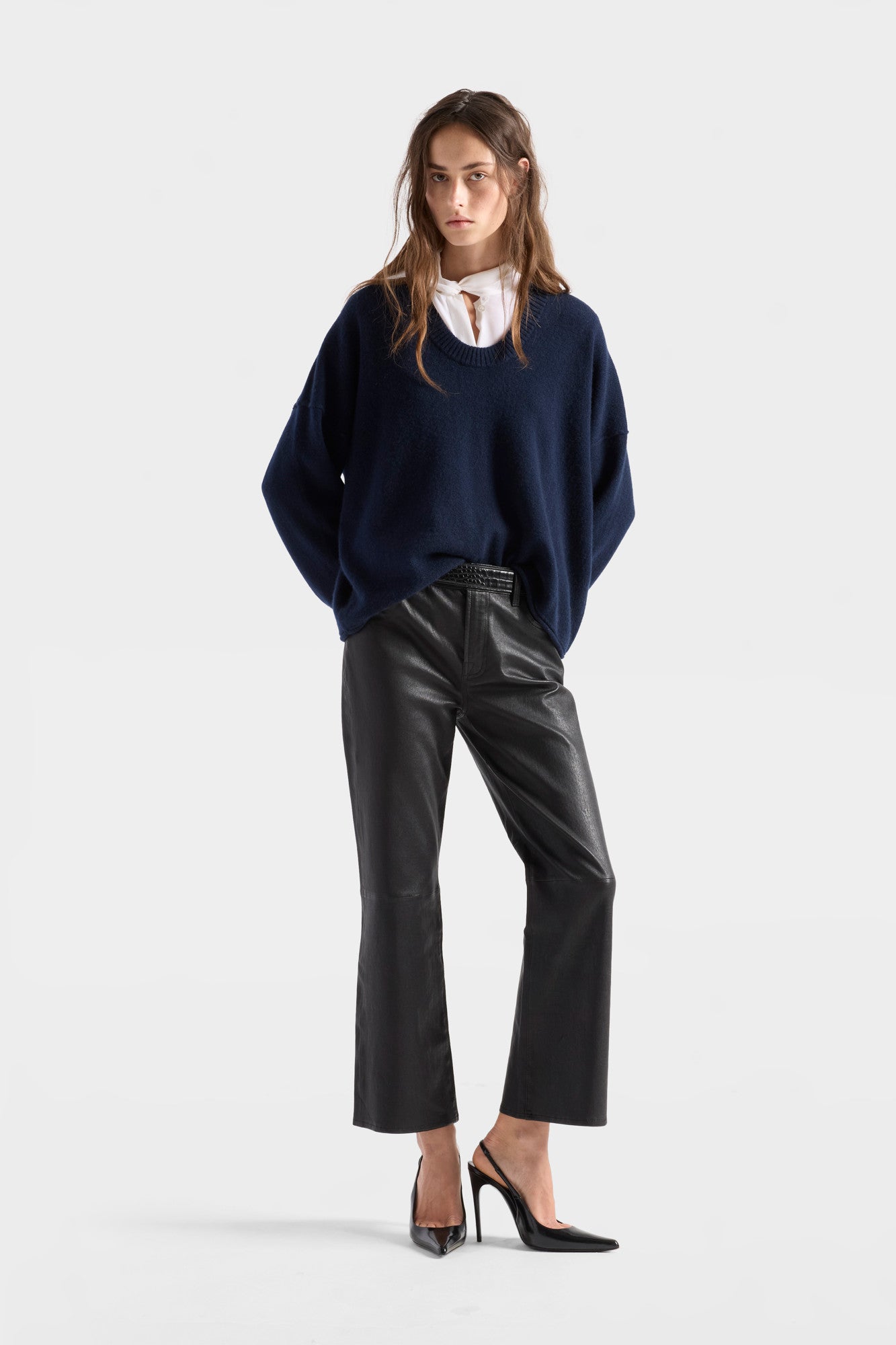7-for-all-mankind-cropped-boot-leder-black-damen-lederhose-schwarz image 2