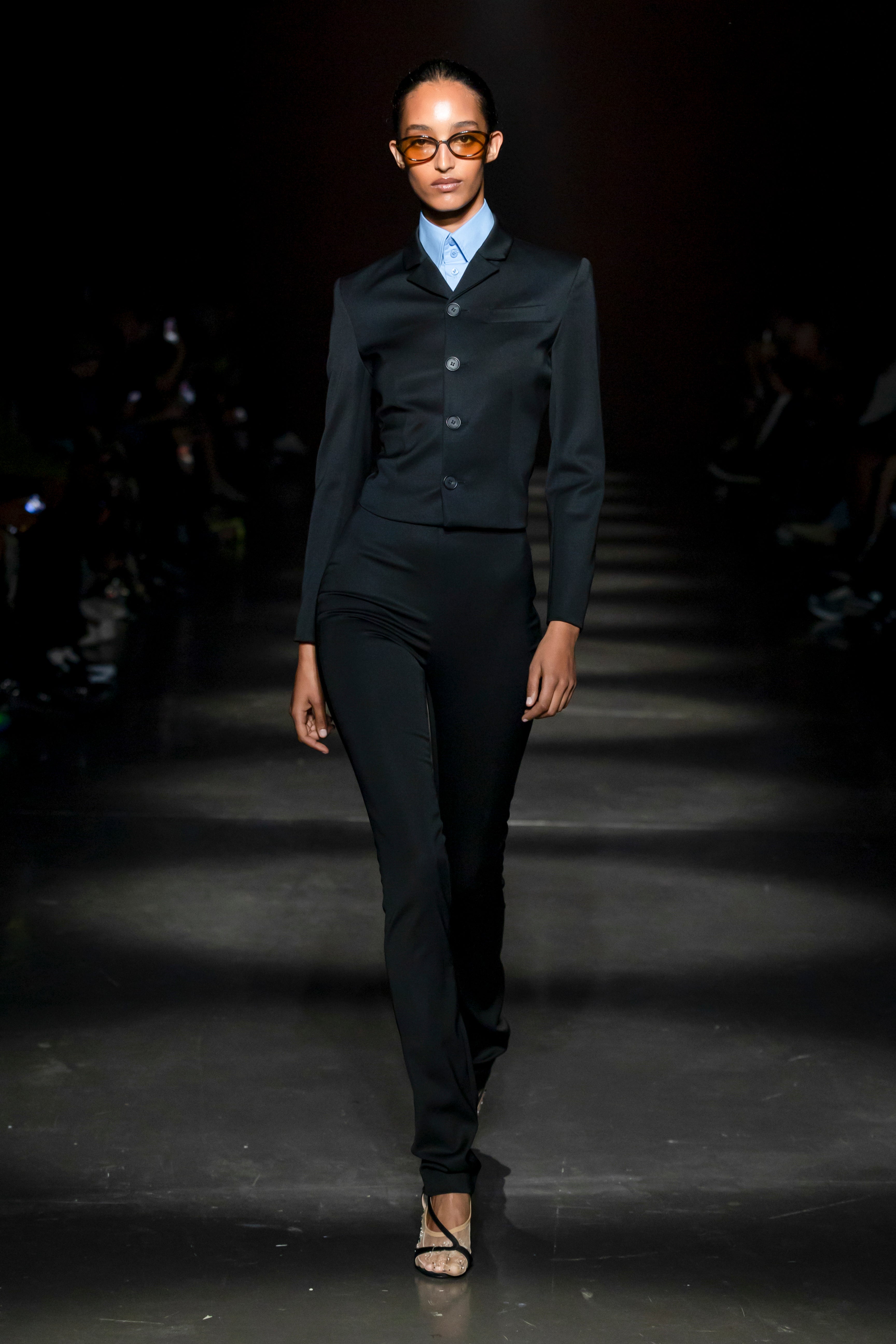 032c-trapeze-too-tight-suit-jacket-taillierter-anzugblazer-aus-stretch image 2